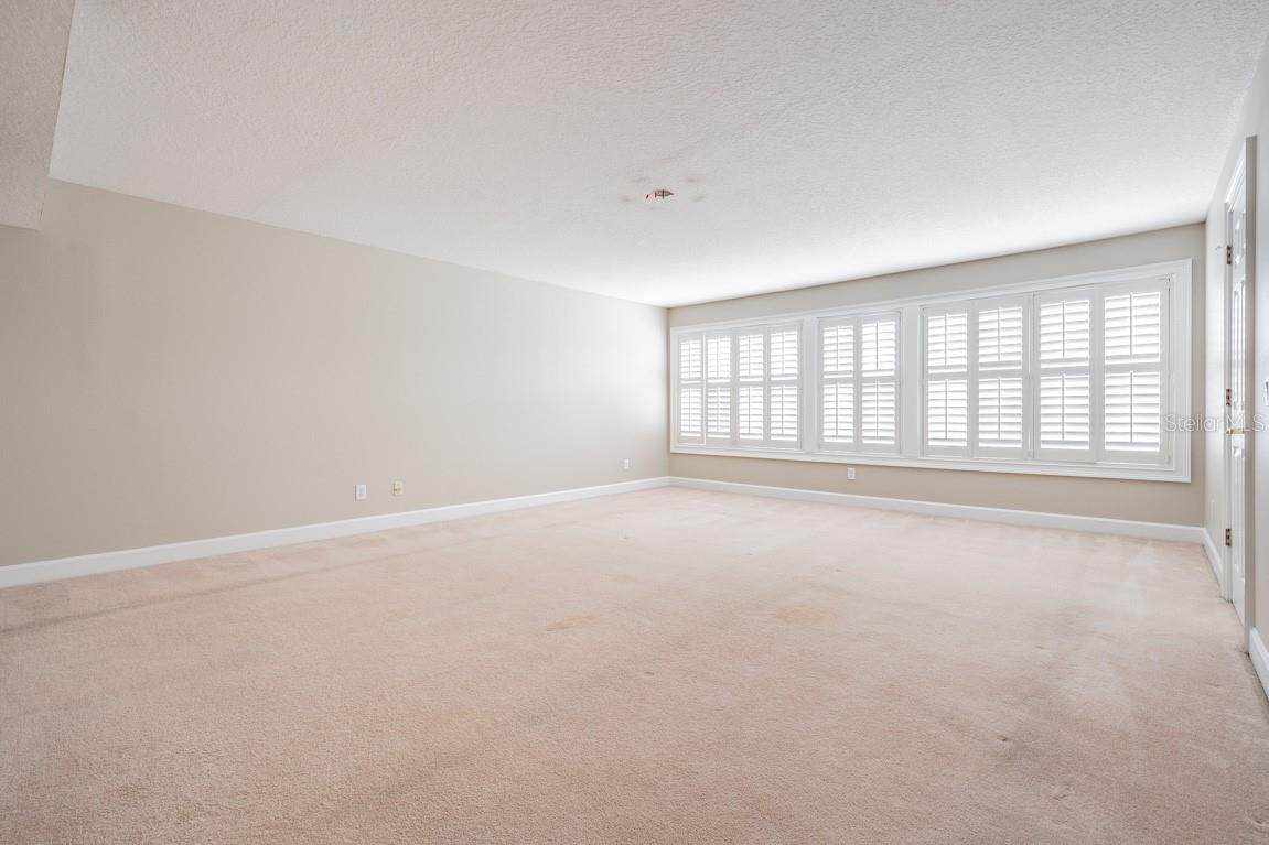 1626 LAGO VISTA BLVD — photo 32