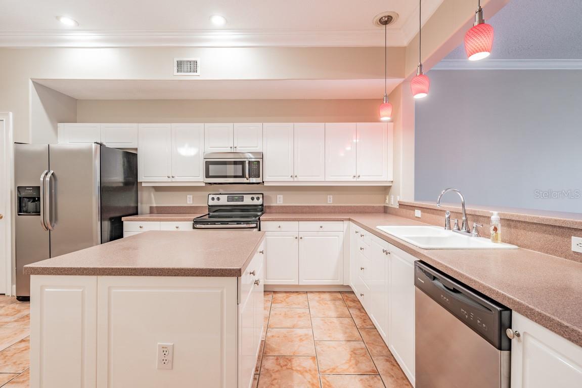 1626 LAGO VISTA BLVD — photo 12
