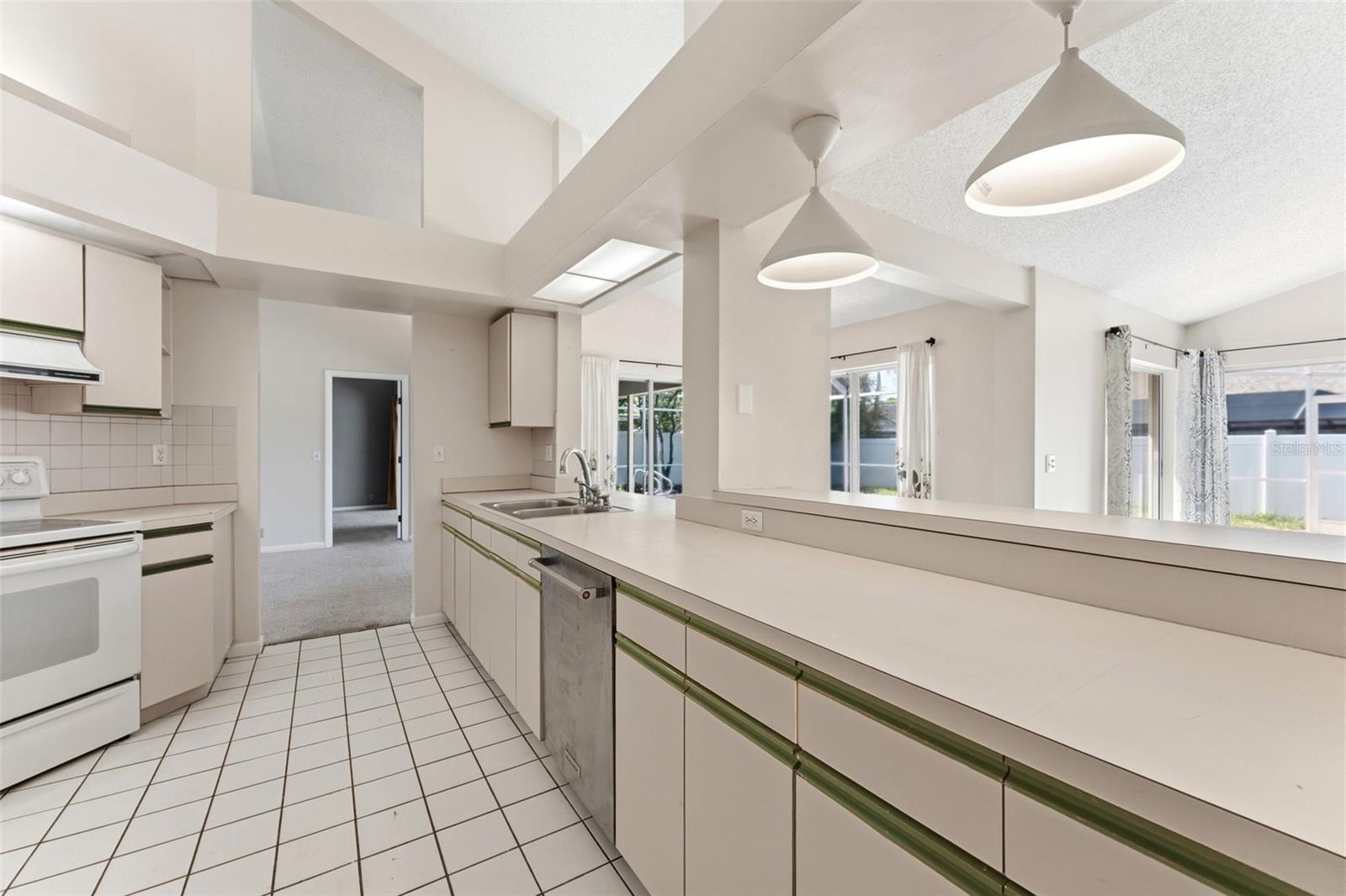 1763 PEBBLE HILL CT — photo 17