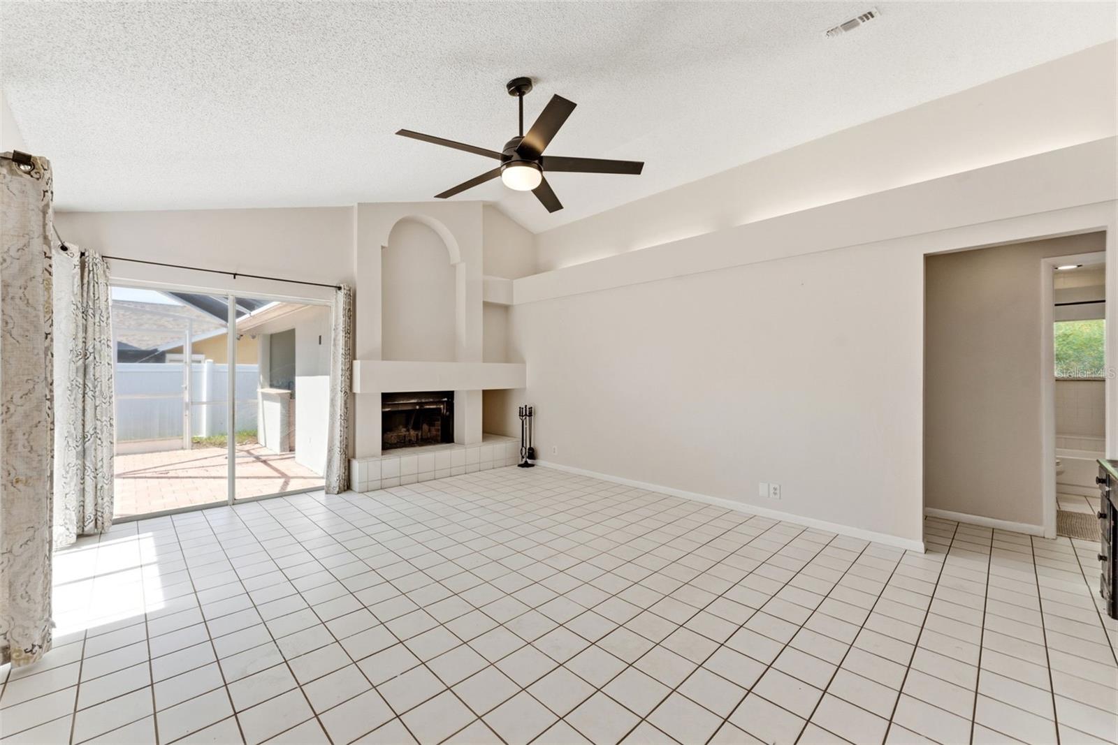1763 PEBBLE HILL CT — photo 9