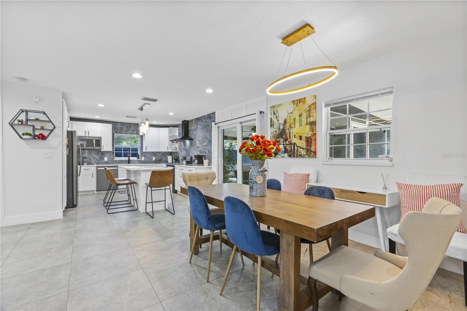 6822 S WALL ST — photo 17