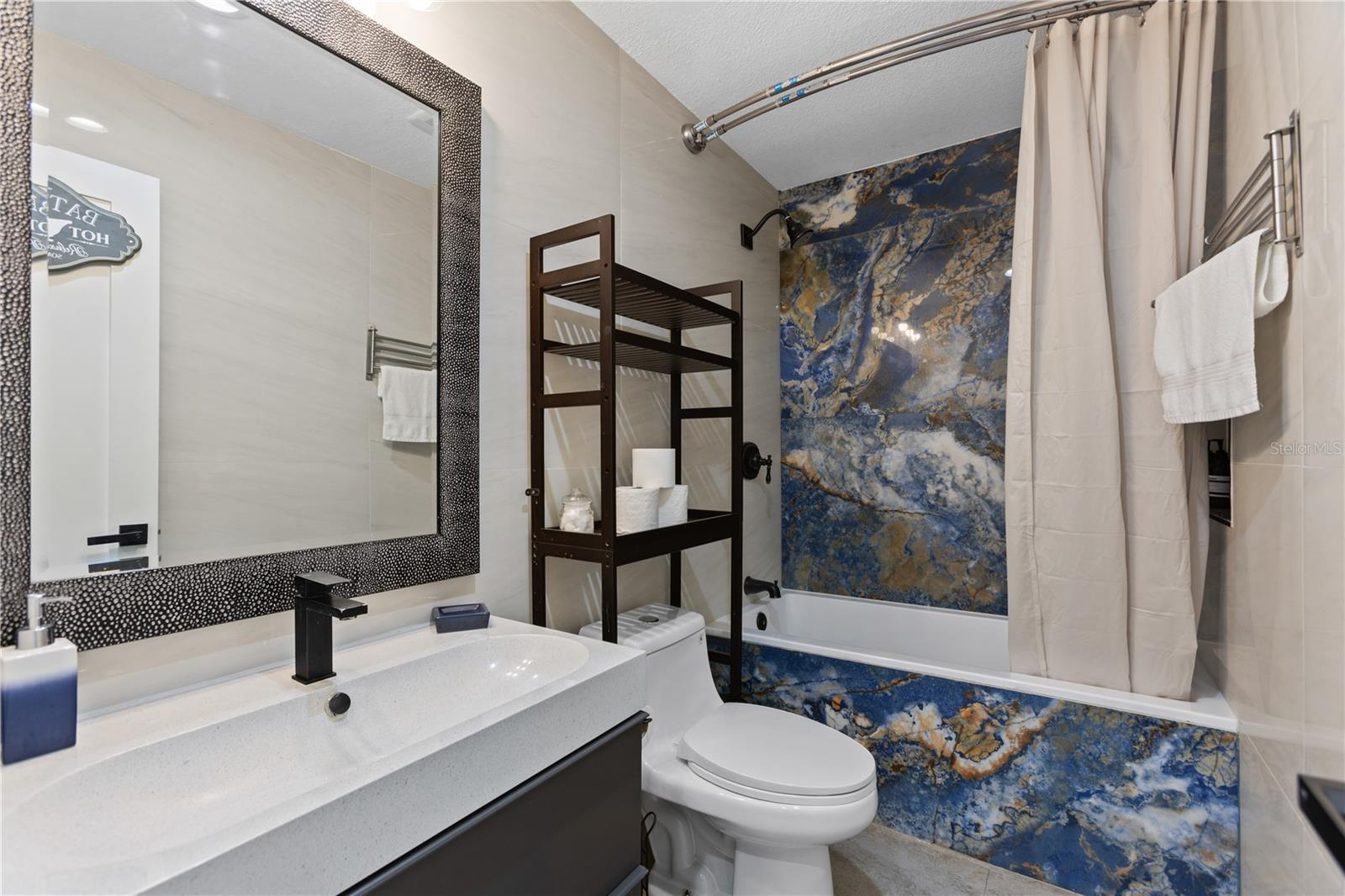 6822 S WALL ST — photo 24