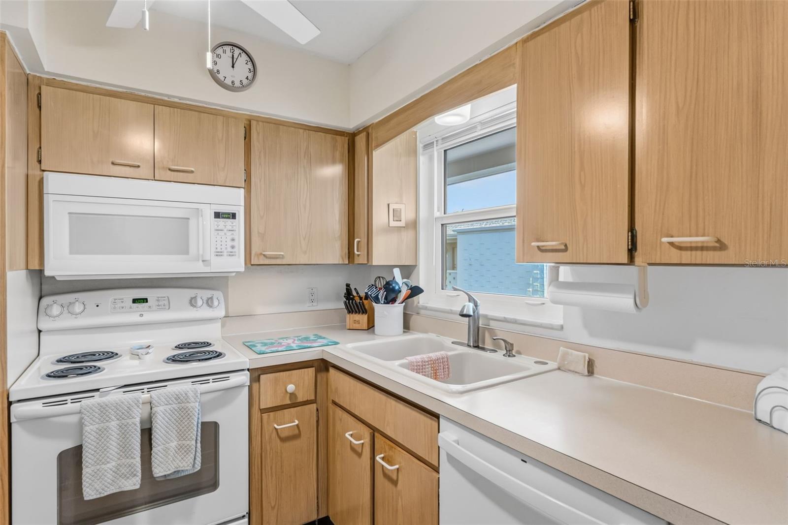 611 GULF DR N #C27 — photo 23