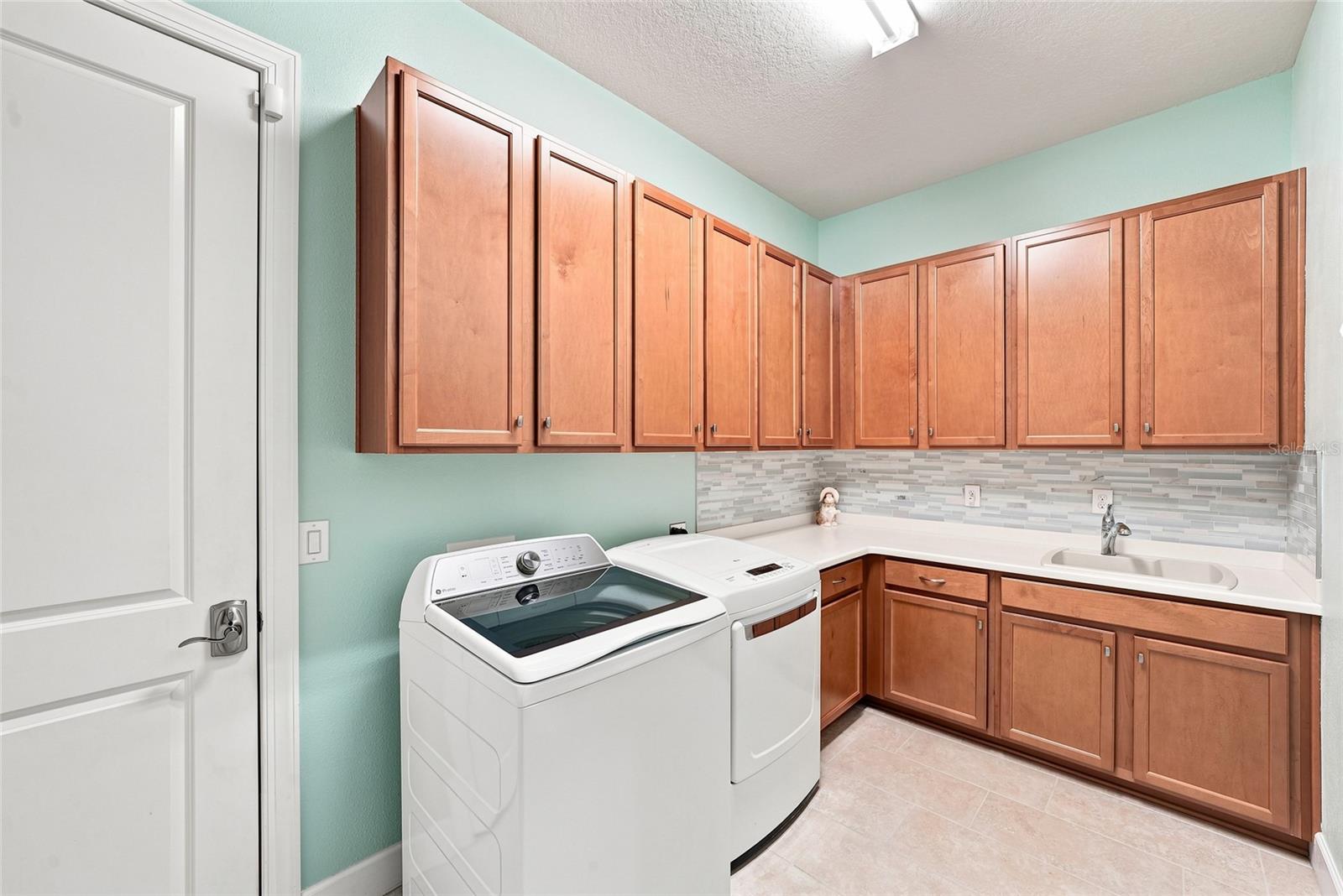 5288 RUSHMERE CT — photo 31