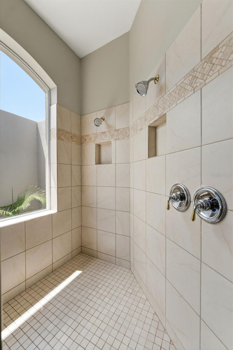 24355 HIDEOUT TRL — photo 27