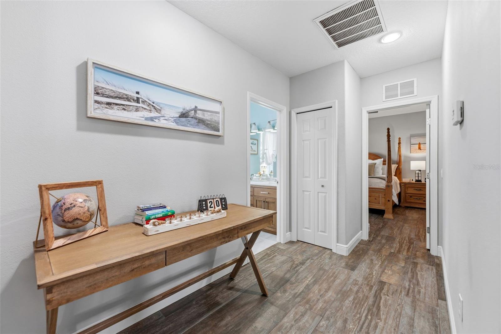 24355 HIDEOUT TRL — photo 31
