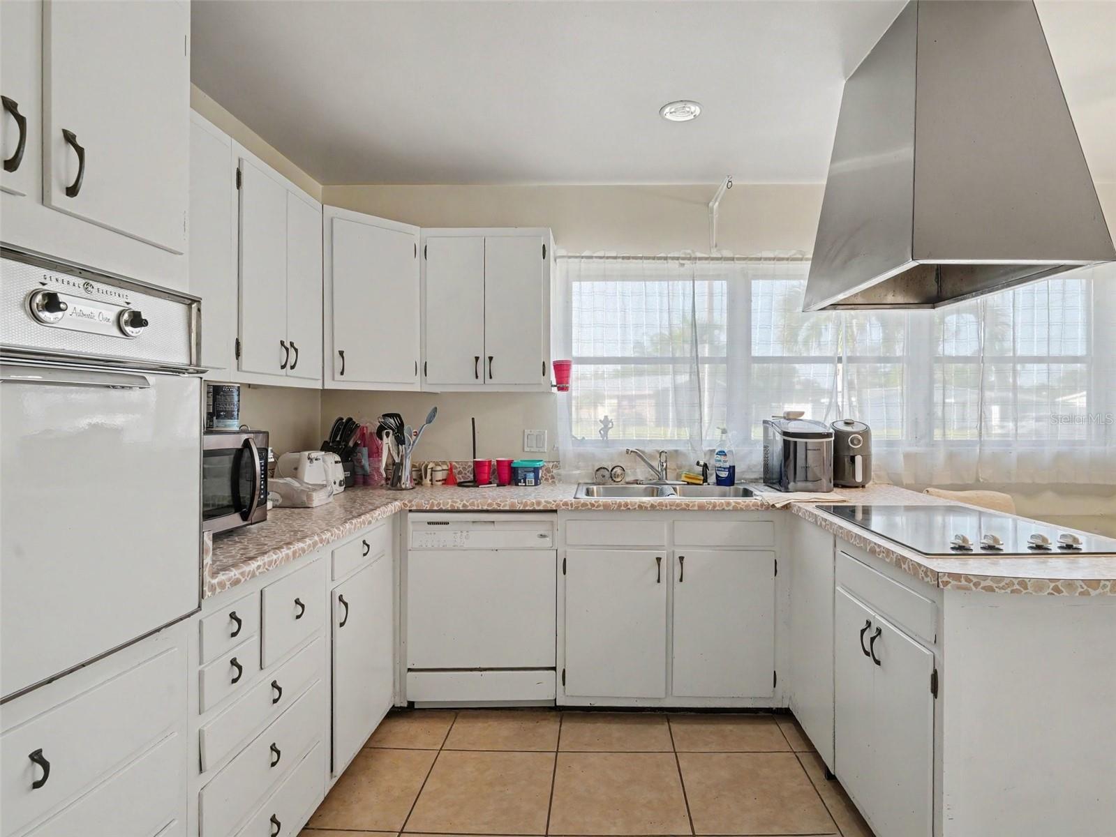 3103 BAYSHORE GARDENS PKWY — photo 13