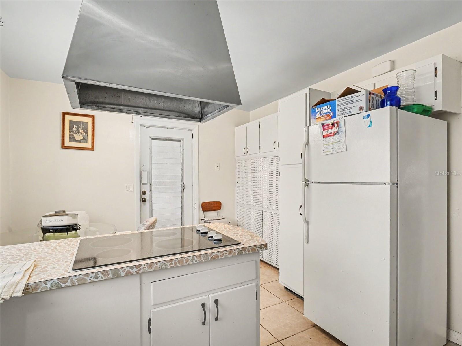 3103 BAYSHORE GARDENS PKWY — photo 15
