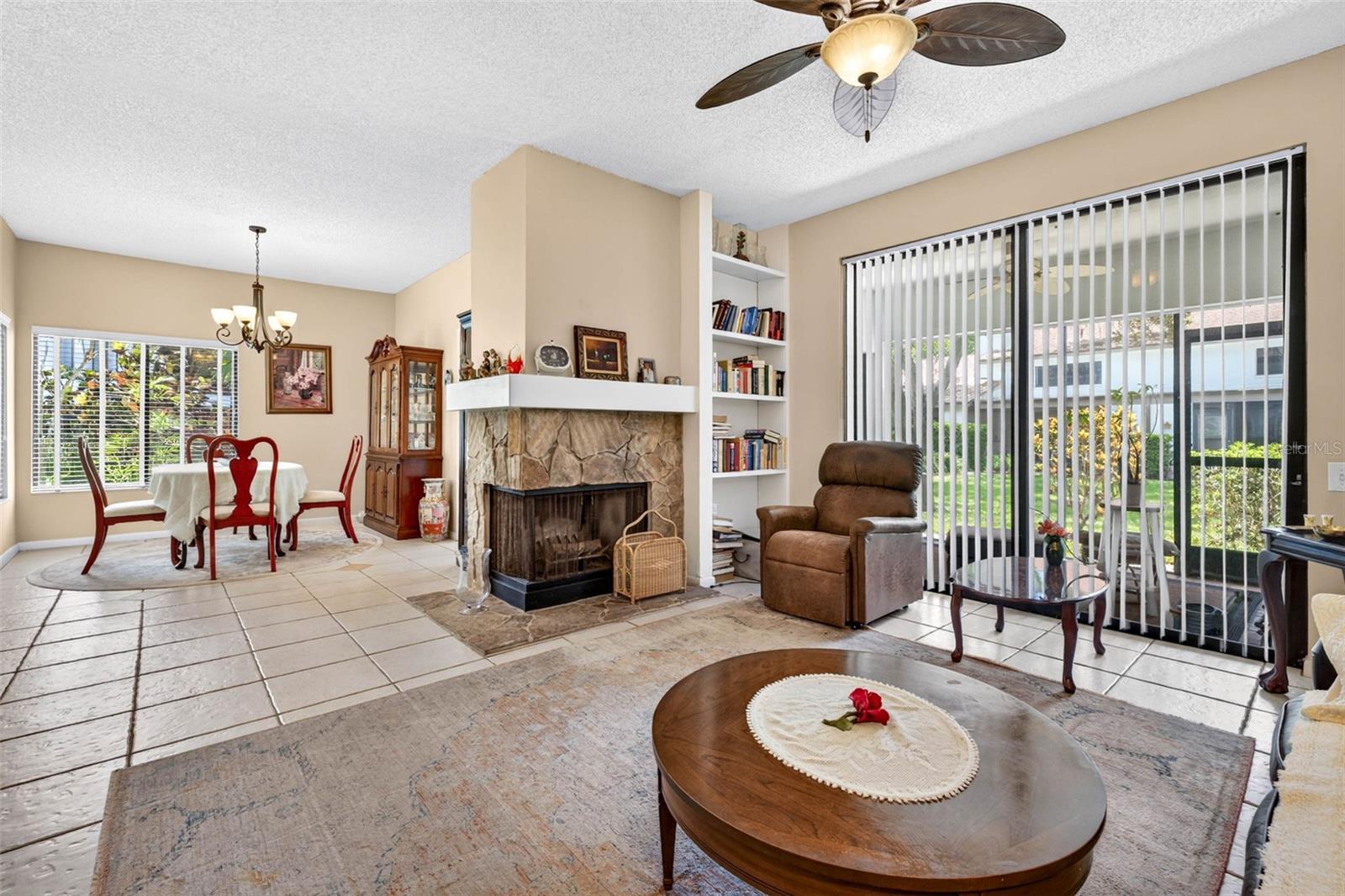 1846 LAKE CYPRESS DR #1846 — photo 18