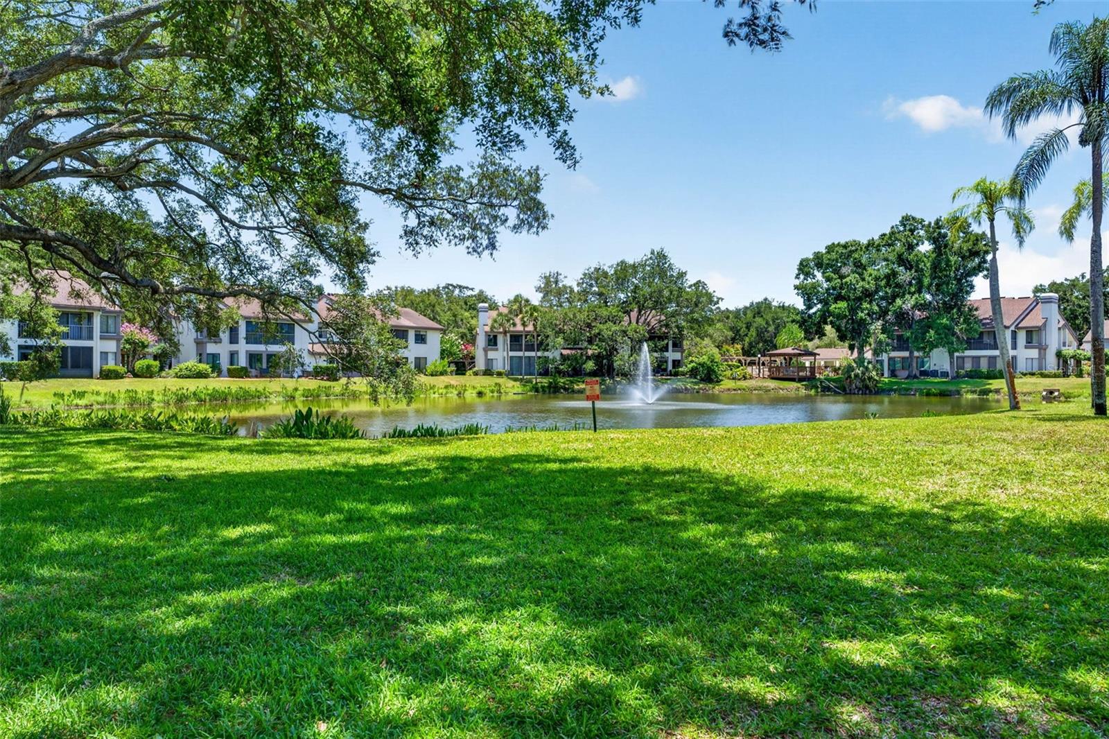 1846 LAKE CYPRESS DR #1846 — photo 38