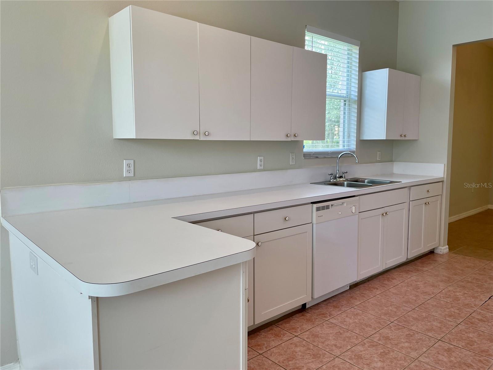 6813 WINSLOW ST — photo 4