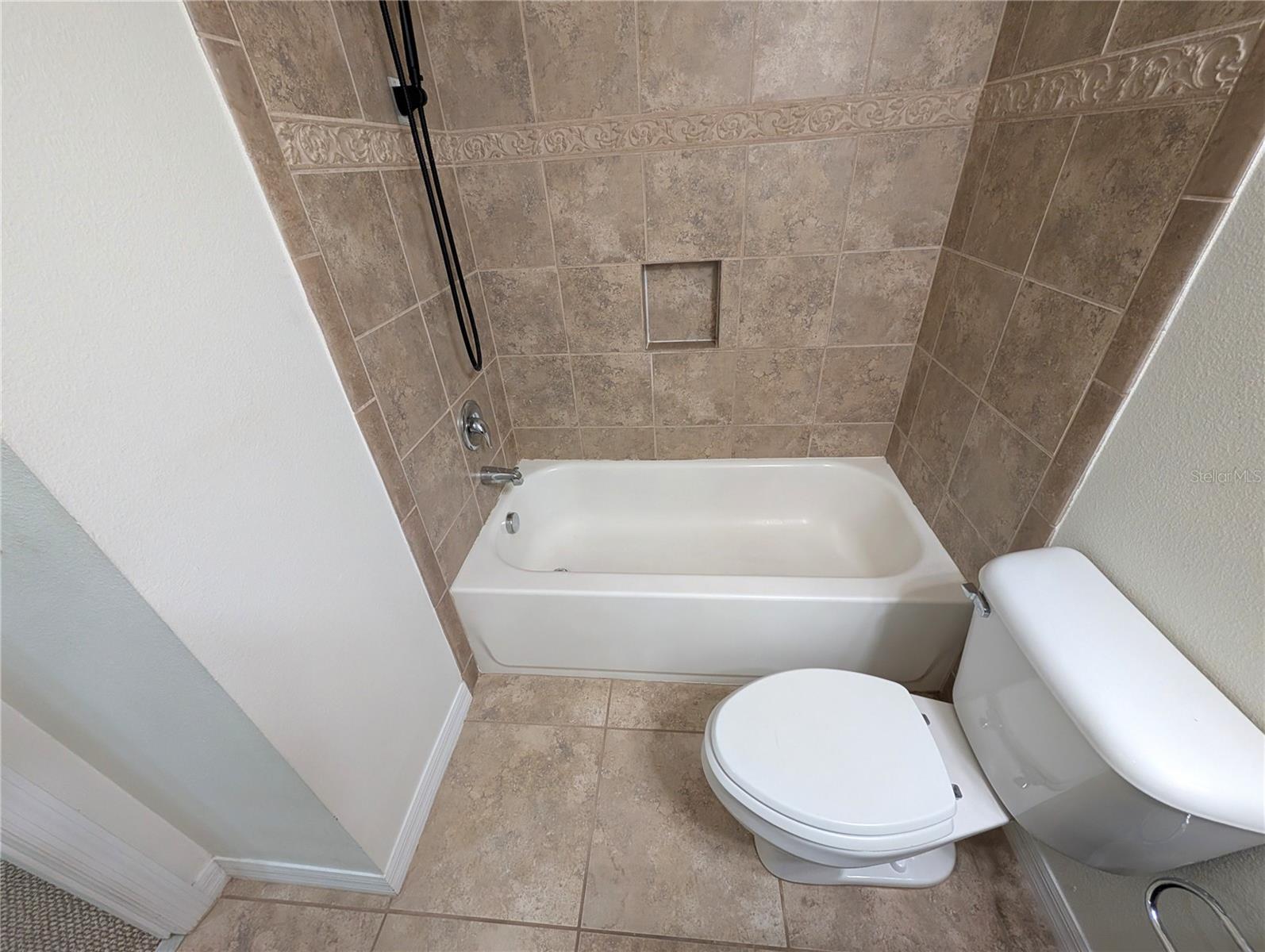 14161 STOWBRIDGE AVE — photo 16
