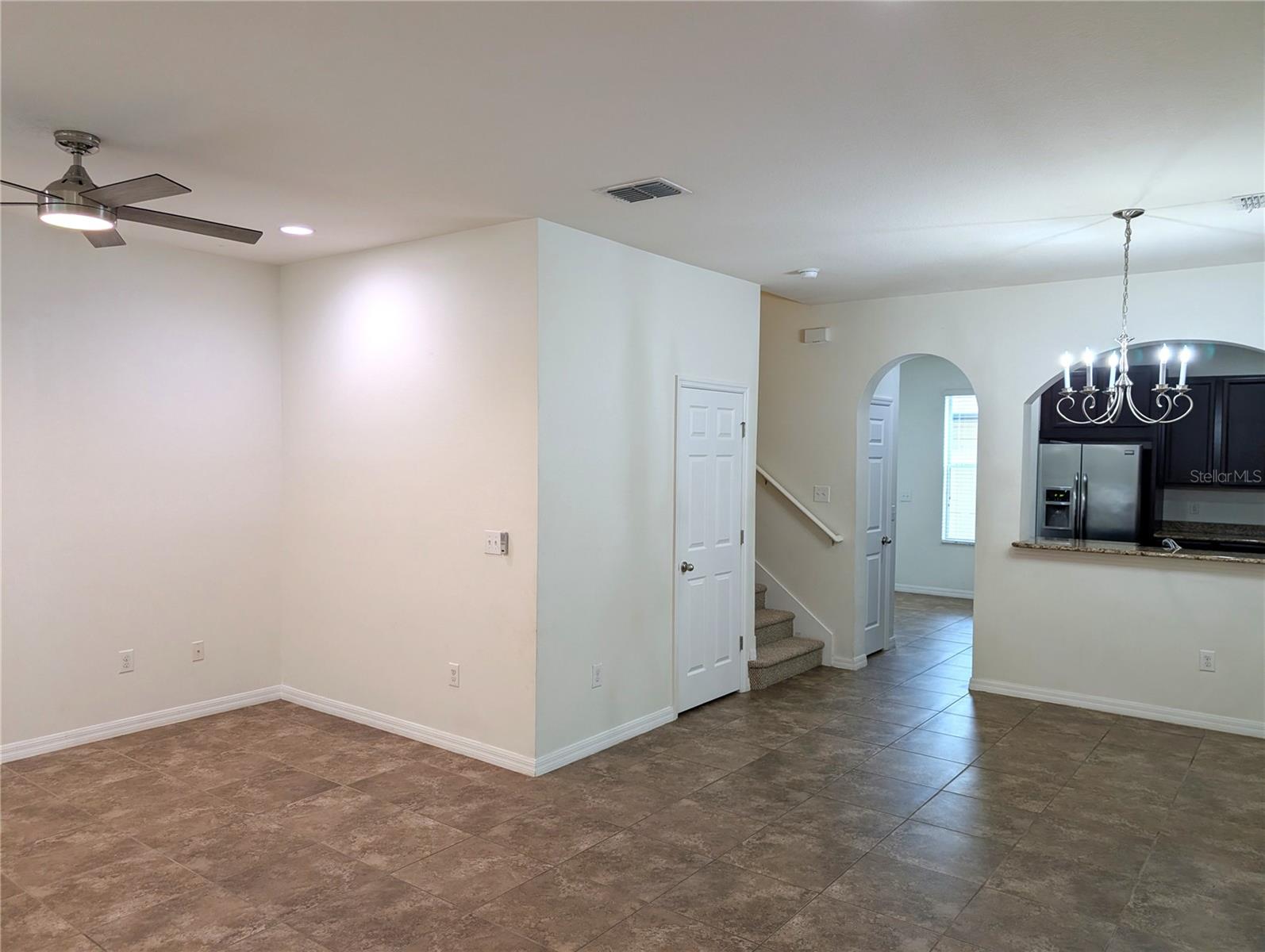 14161 STOWBRIDGE AVE — photo 3
