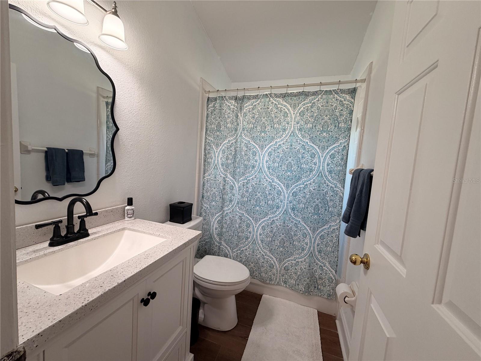 7016 JAMESTOWN MANOR DR — photo 28