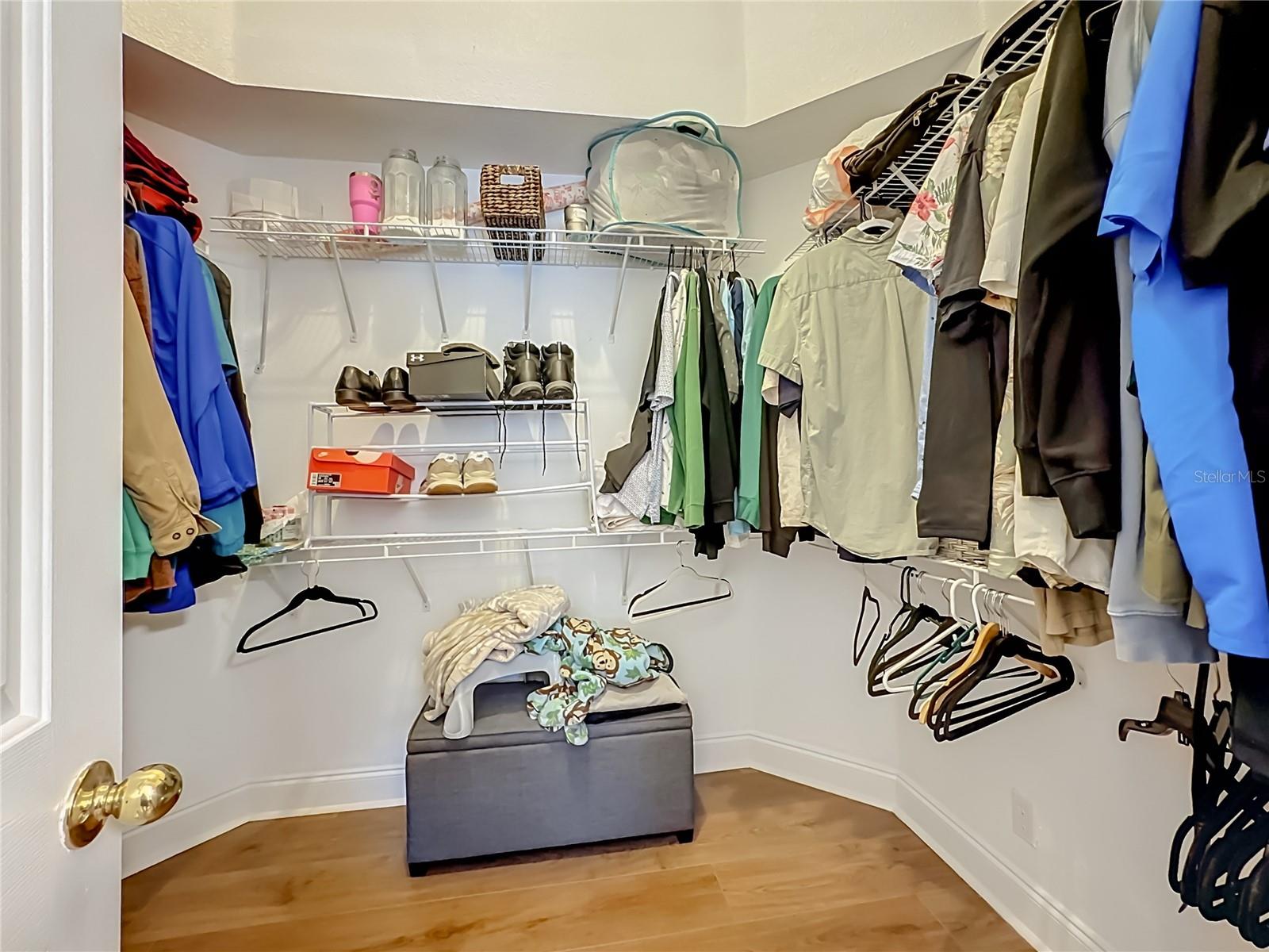 7016 JAMESTOWN MANOR DR — photo 24