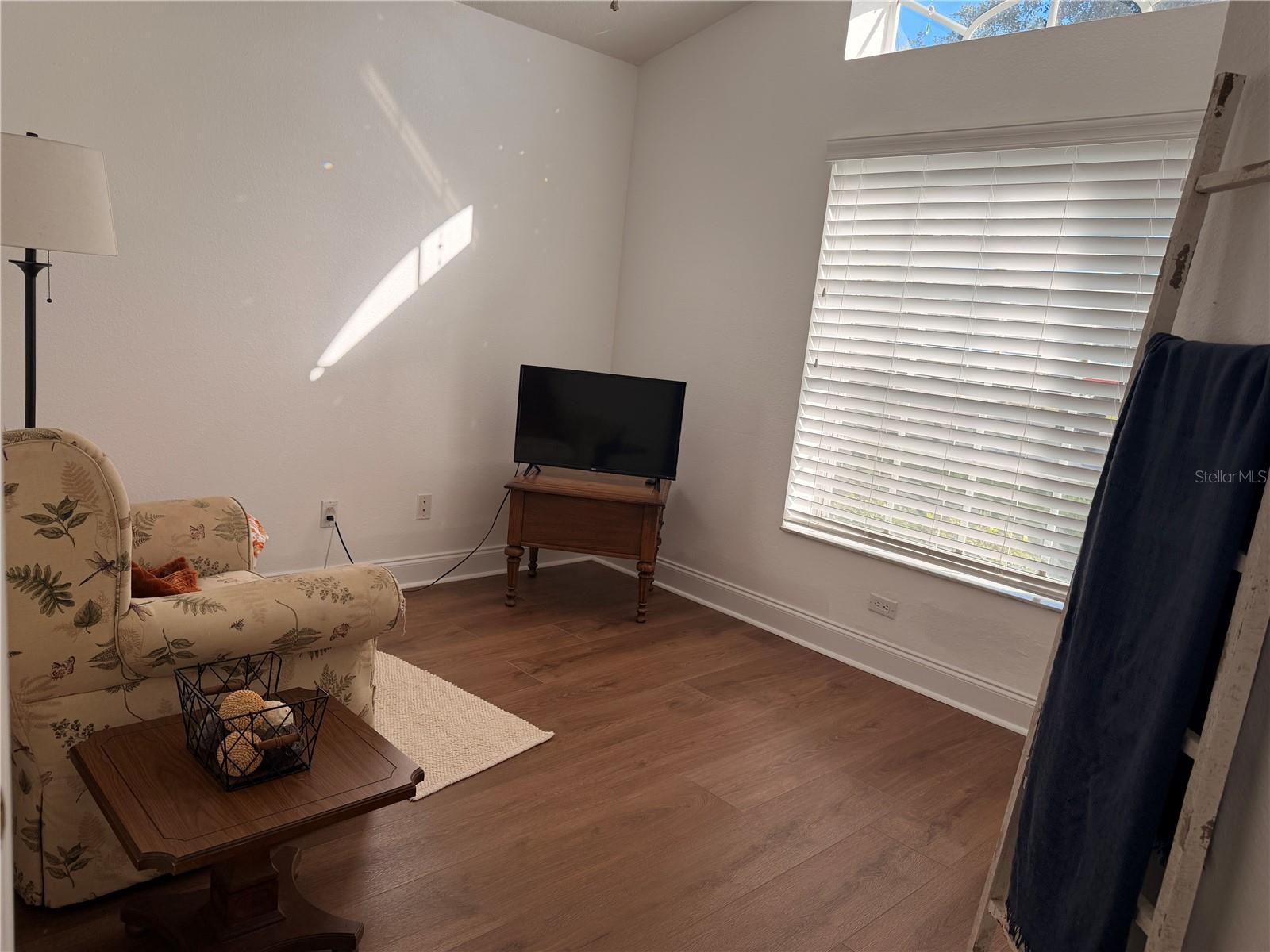 7016 JAMESTOWN MANOR DR — photo 20