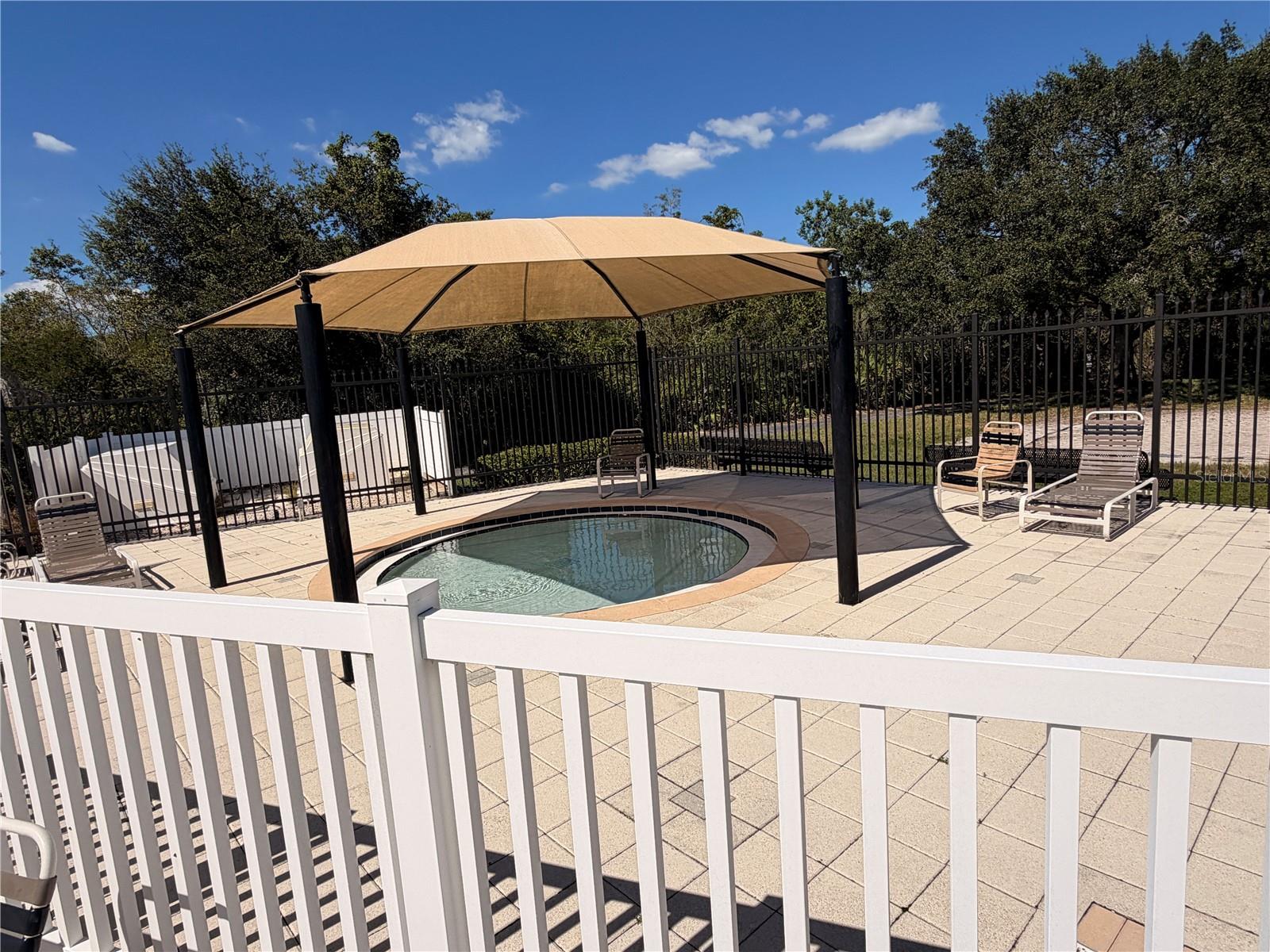 7016 JAMESTOWN MANOR DR — photo 54