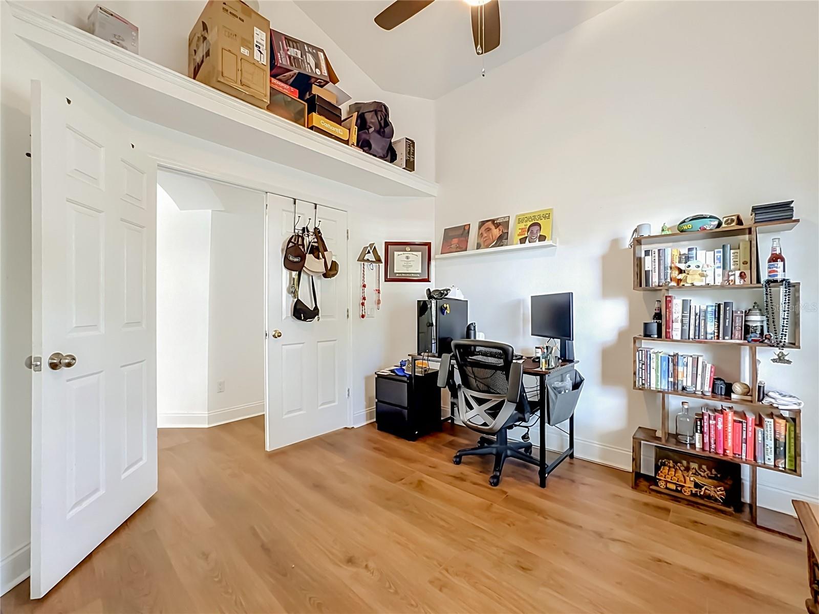 7016 JAMESTOWN MANOR DR — photo 30