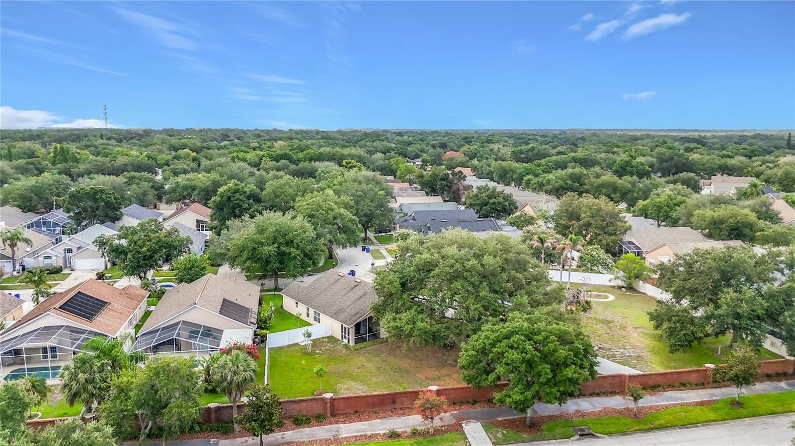 7016 JAMESTOWN MANOR DR — photo 45