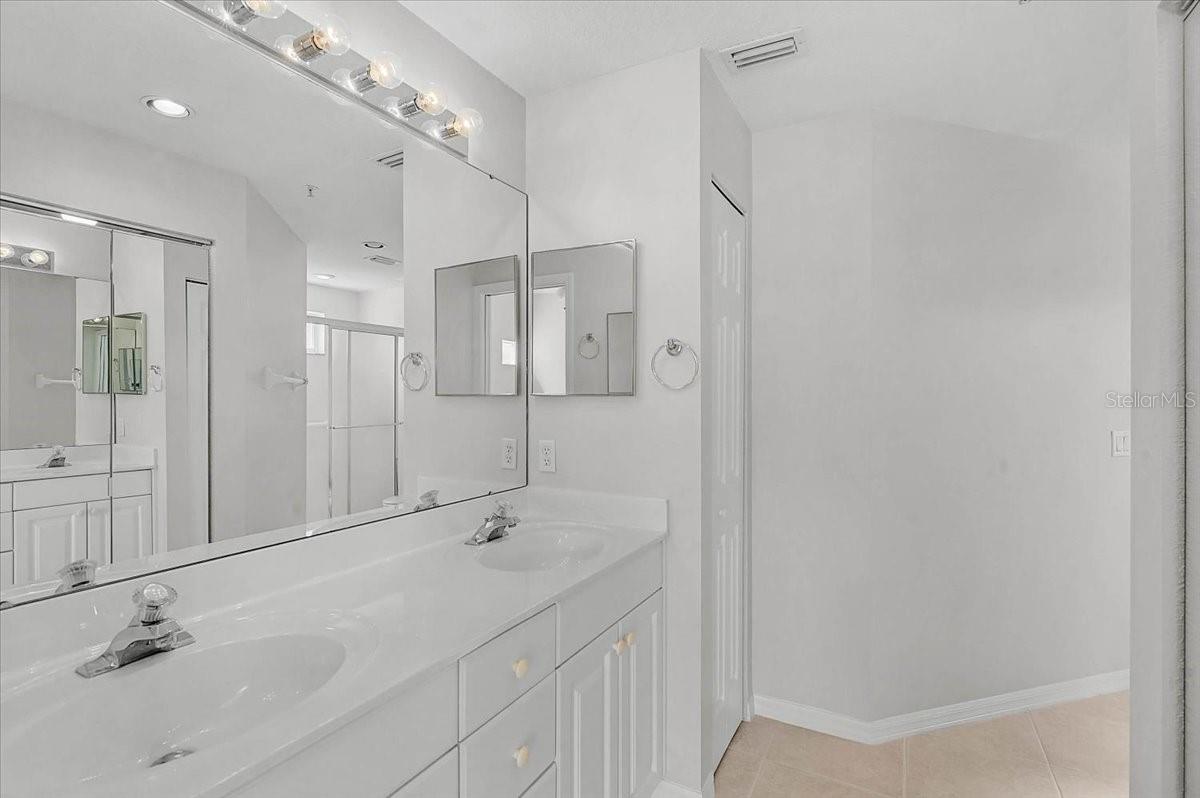 6870 FAIRVIEW TER — photo 23