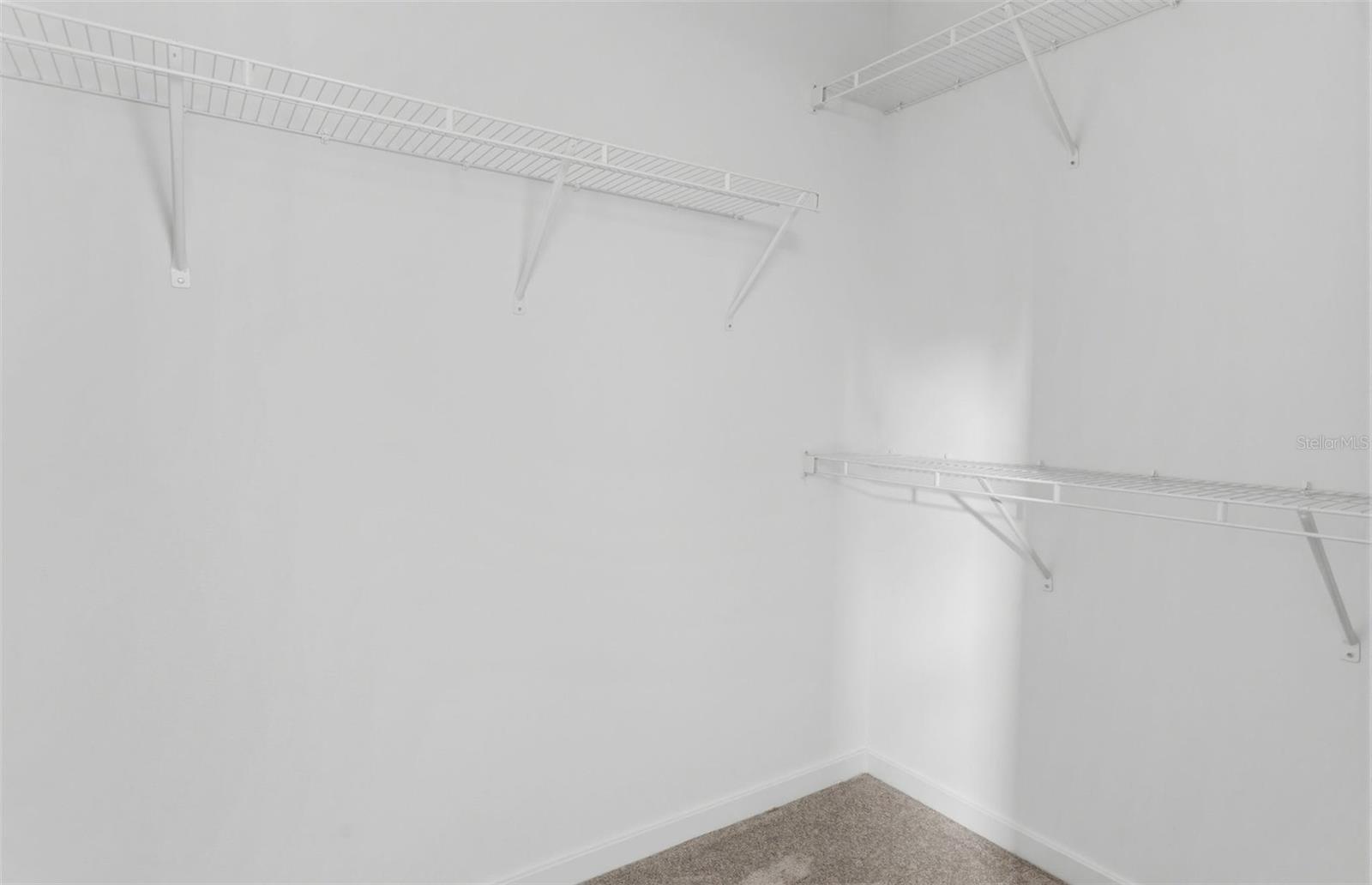 10422 HIDDEN BANKS GLN — photo 14