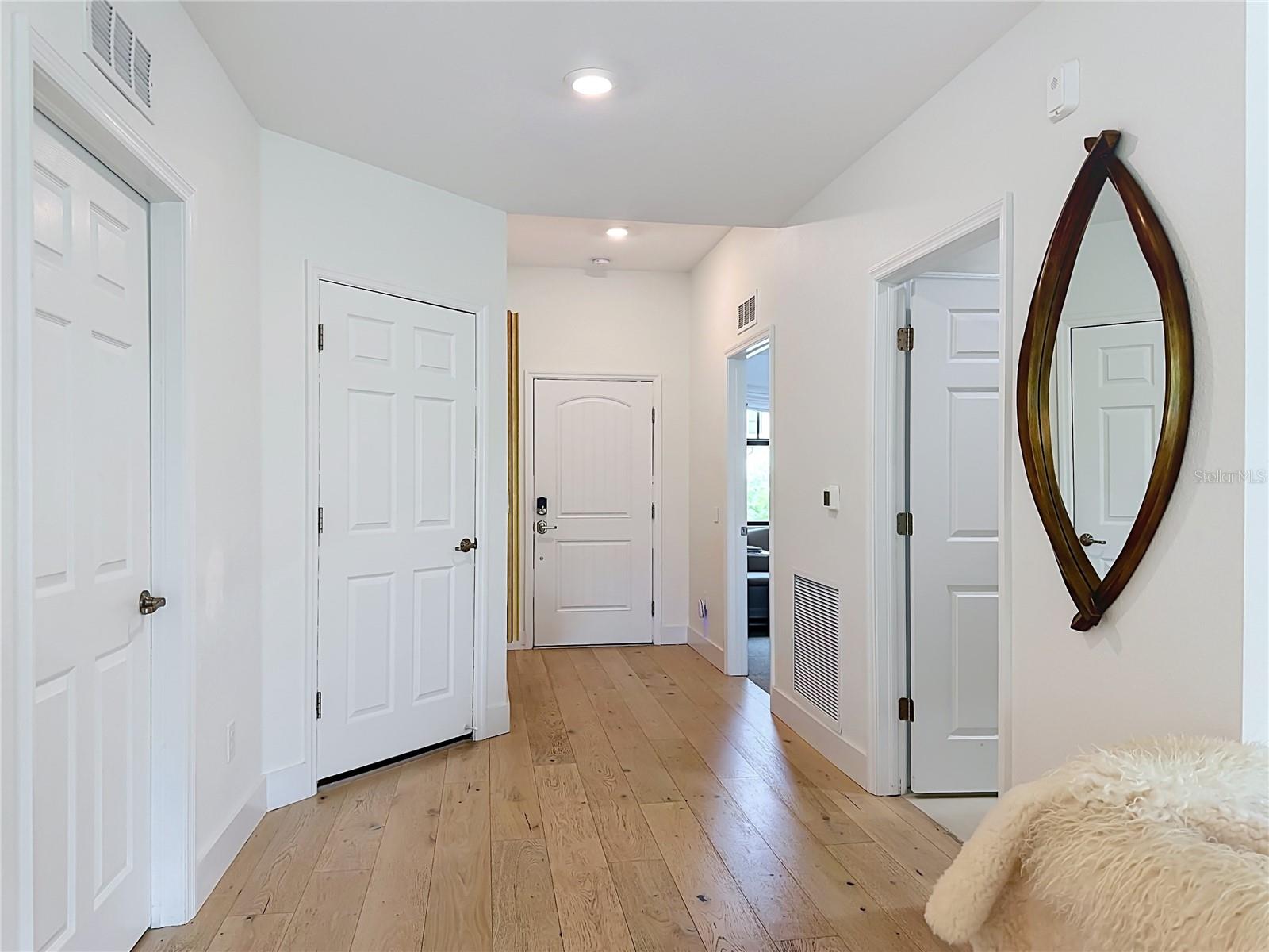 10051 CROOKED CREEK DR #102 — photo 34