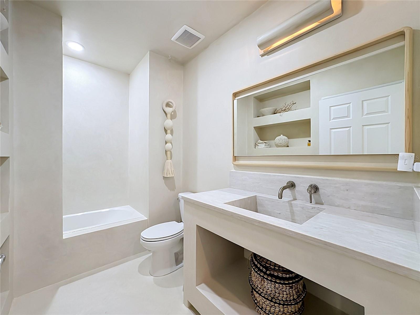 10051 CROOKED CREEK DR #102 — photo 35