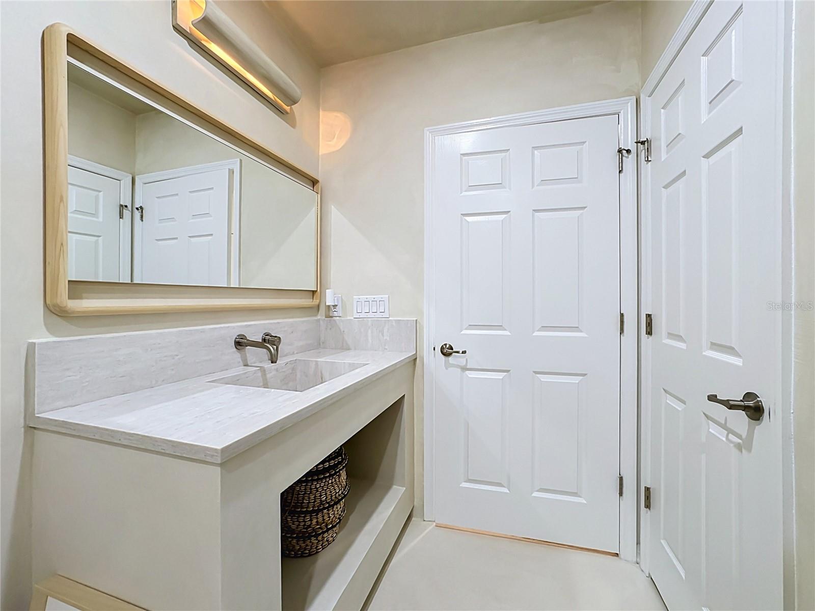 10051 CROOKED CREEK DR #102 — photo 38