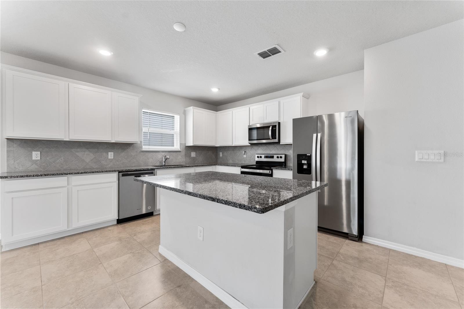9642 SUMMERS CAY CIR — photo 5