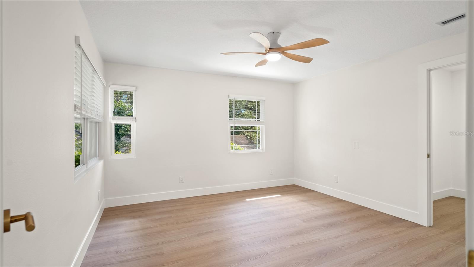 4623 W BROWNING AVE — photo 41