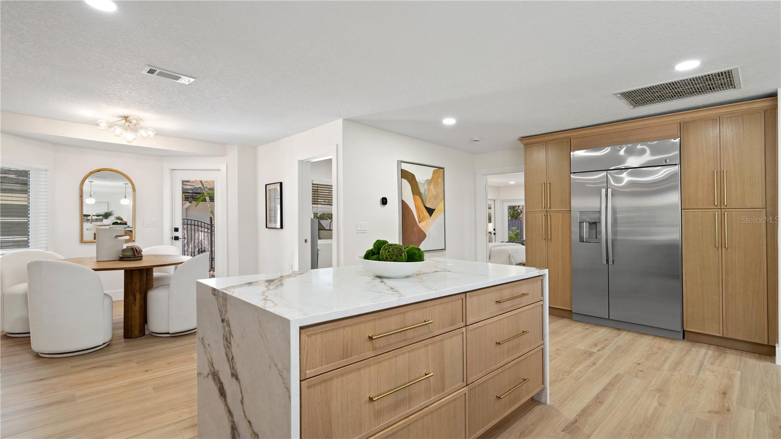4623 W BROWNING AVE — photo 10