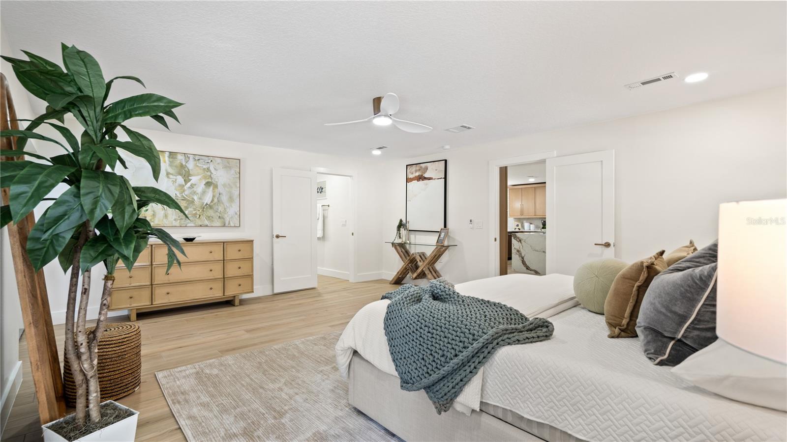 4623 W BROWNING AVE — photo 26