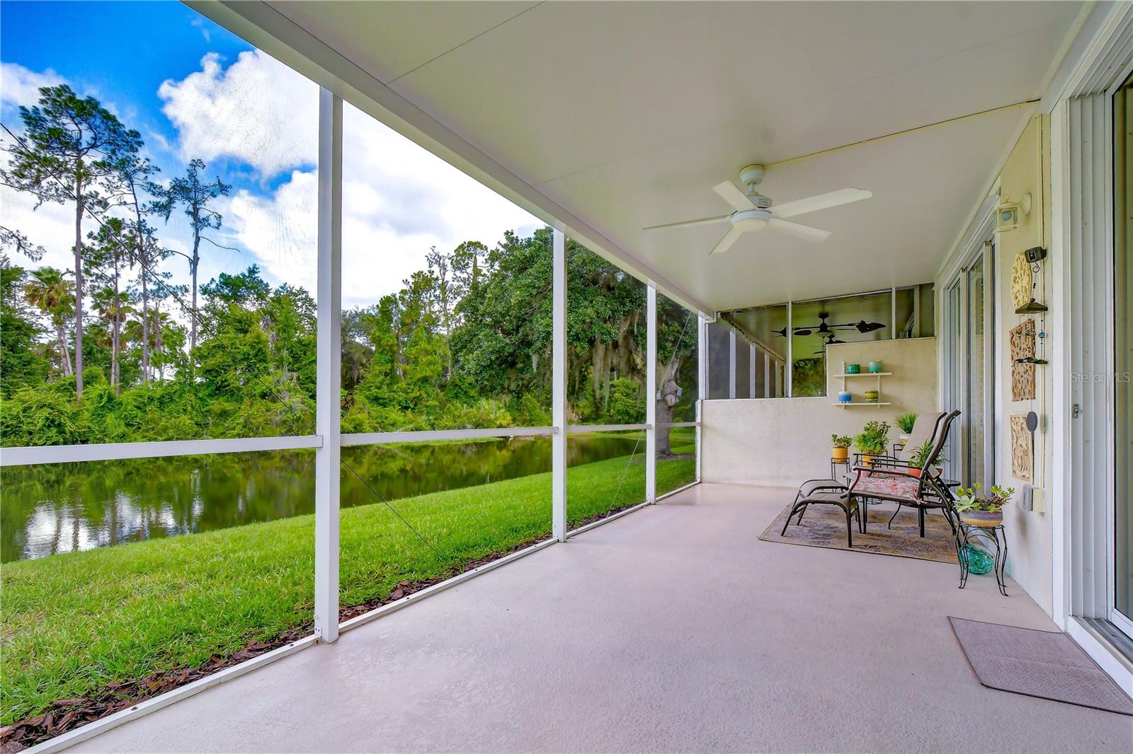 3332 CHAPEL CREEK CIR — photo 3