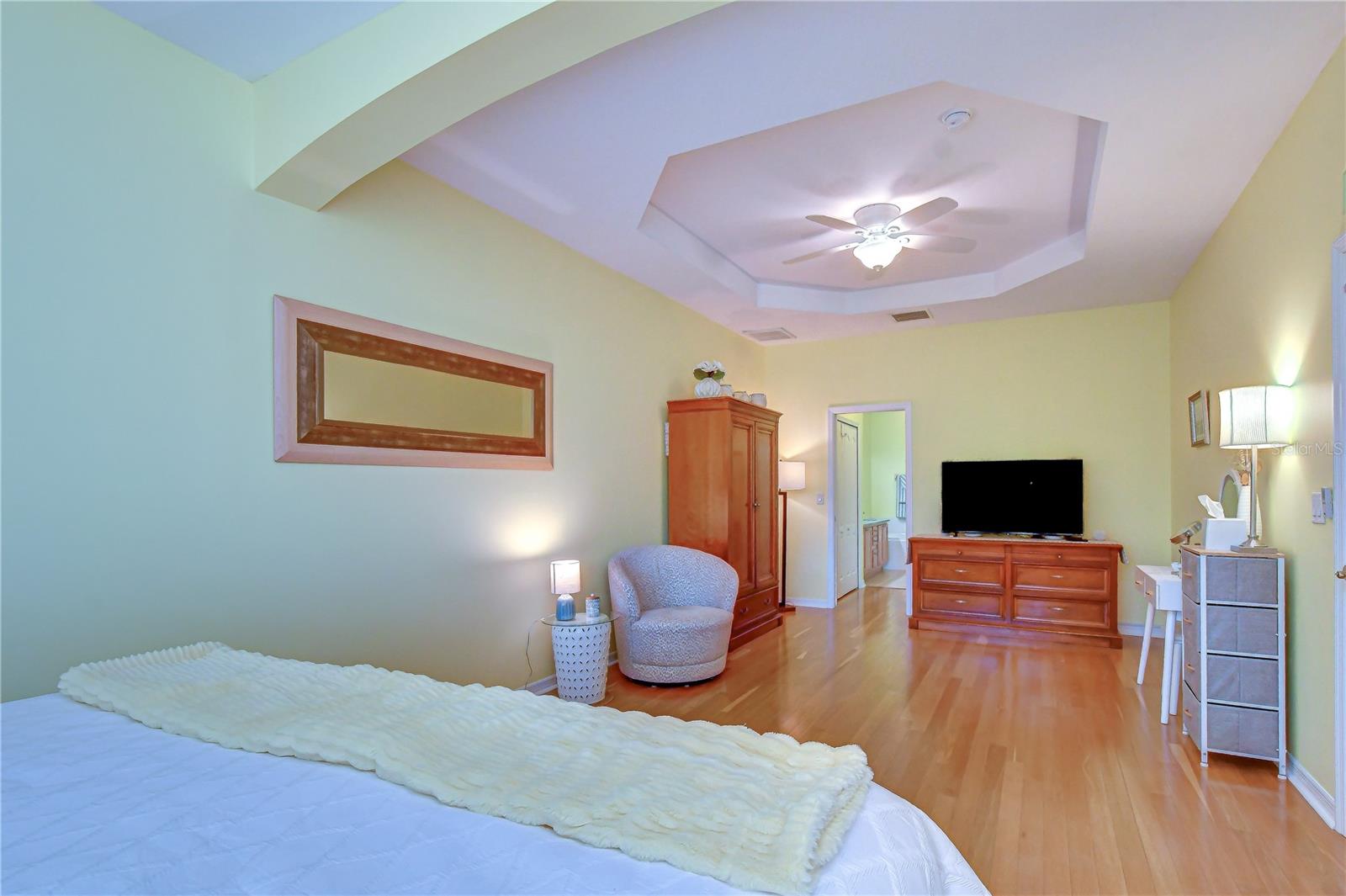 3332 CHAPEL CREEK CIR — photo 36