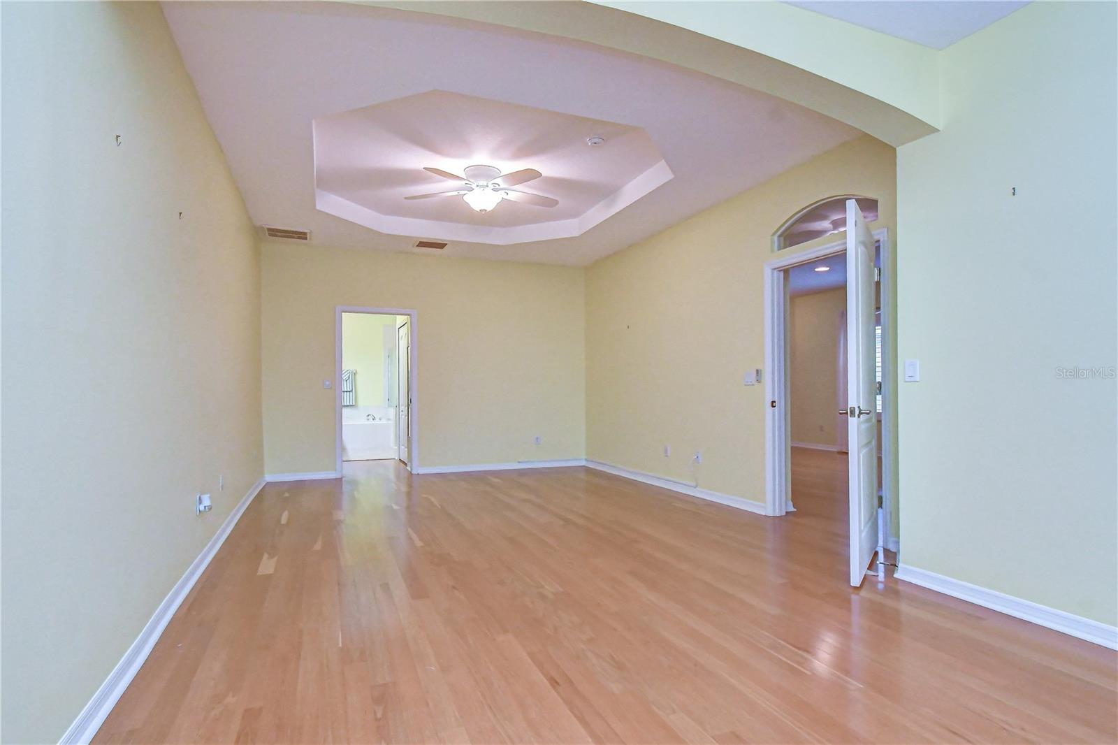 3332 CHAPEL CREEK CIR — photo 37
