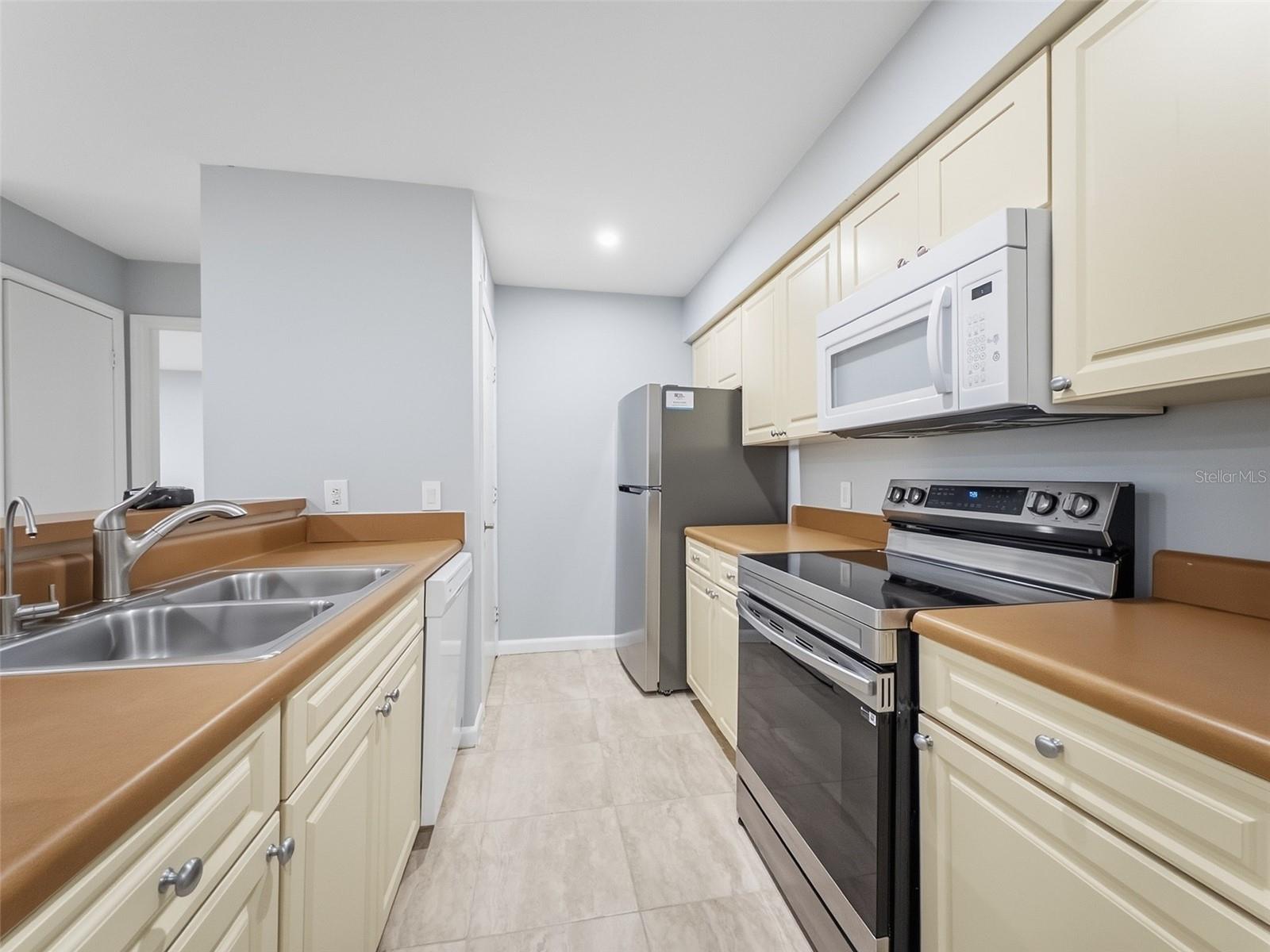 9481 HIGHLAND OAK DR #1502 — photo 9