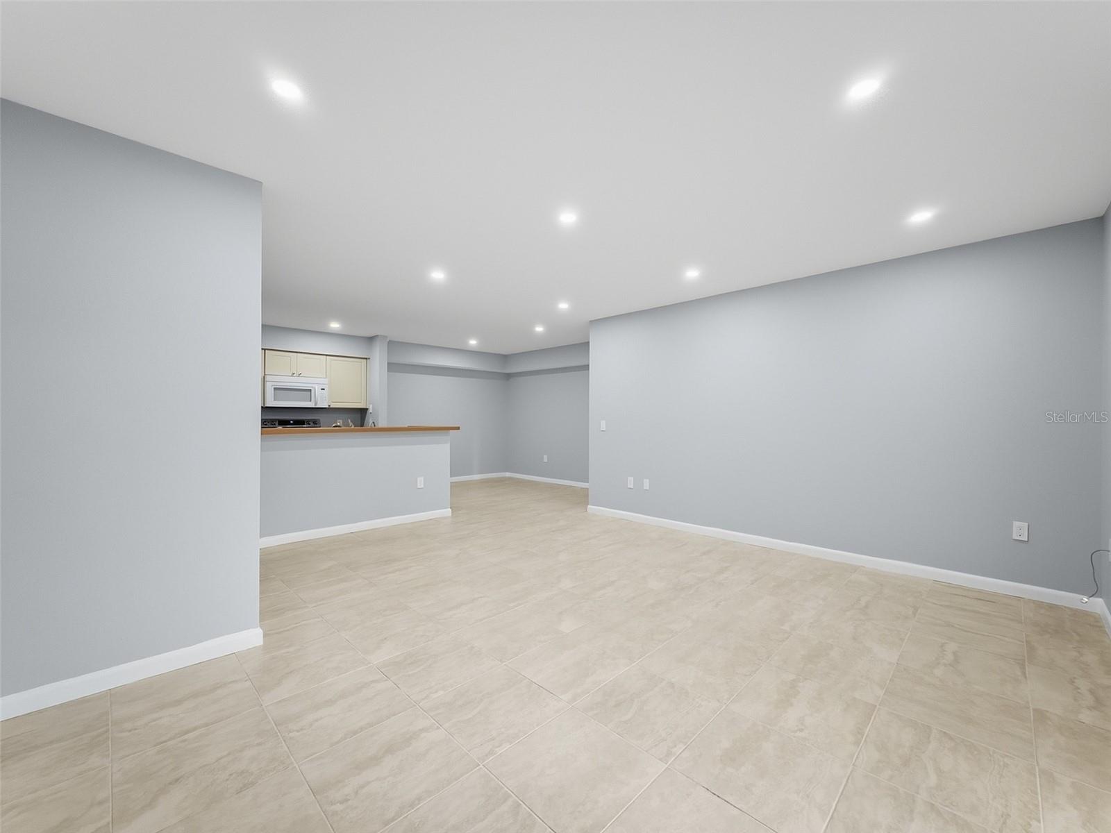 9481 HIGHLAND OAK DR #1502 — photo 5