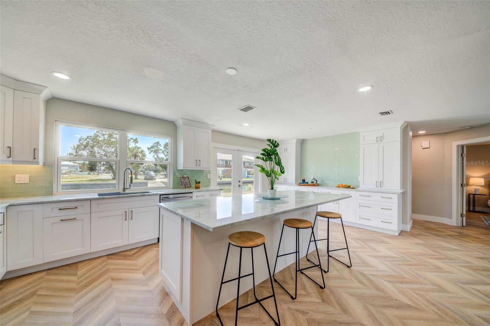 6432 BOATYARD DR — photo 8