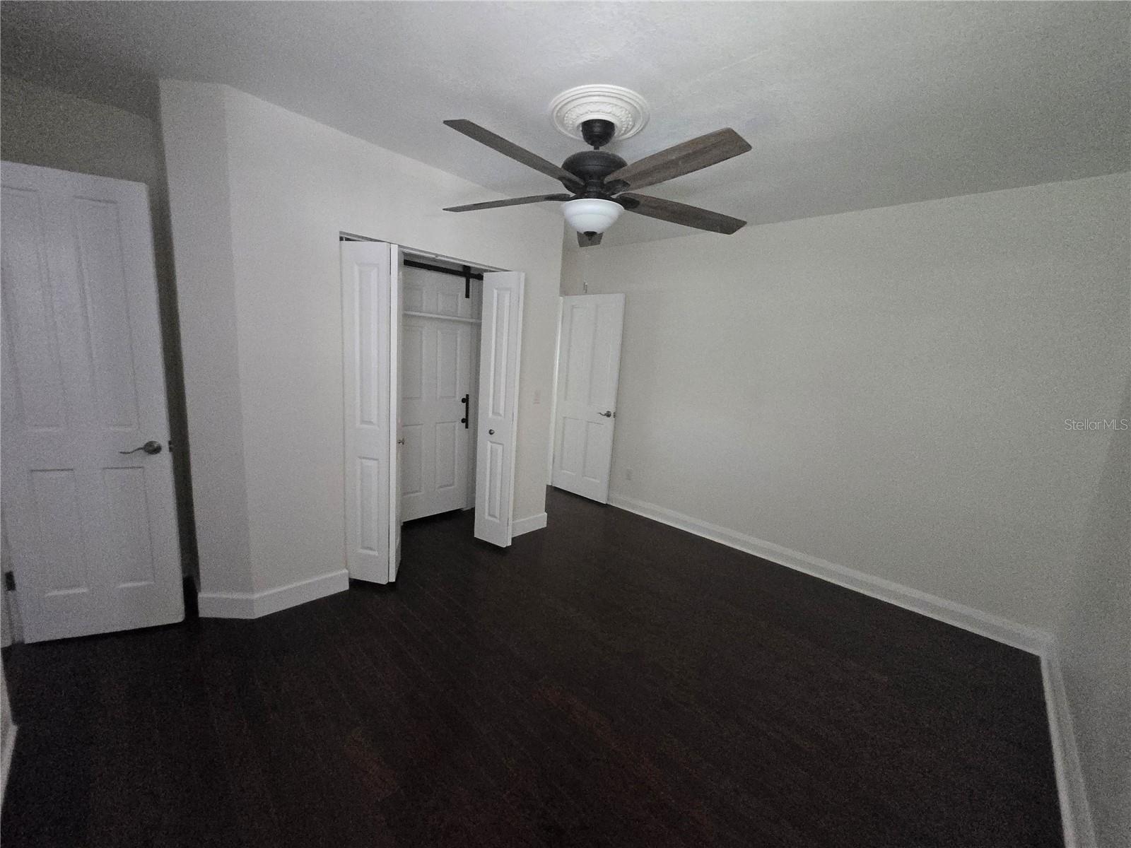 300 E IDLEWILD AVE — photo 14