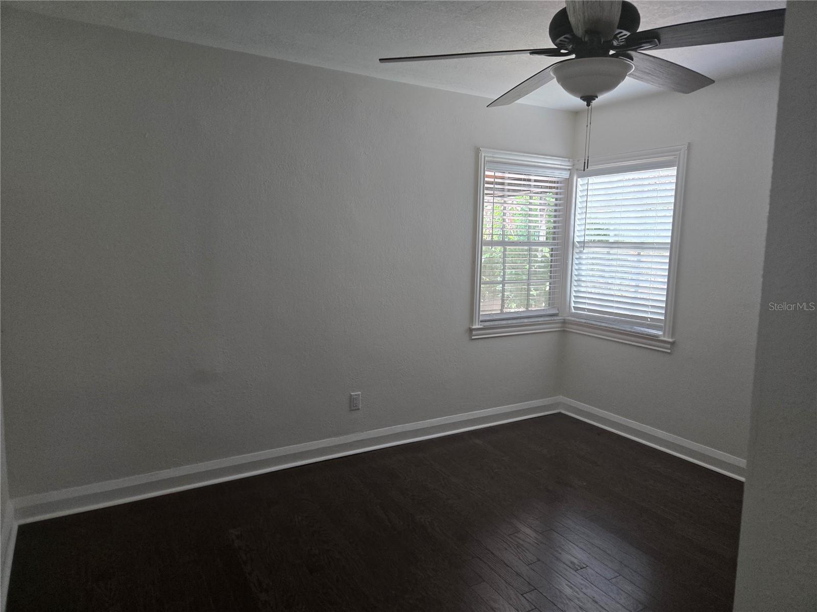 300 E IDLEWILD AVE — photo 24
