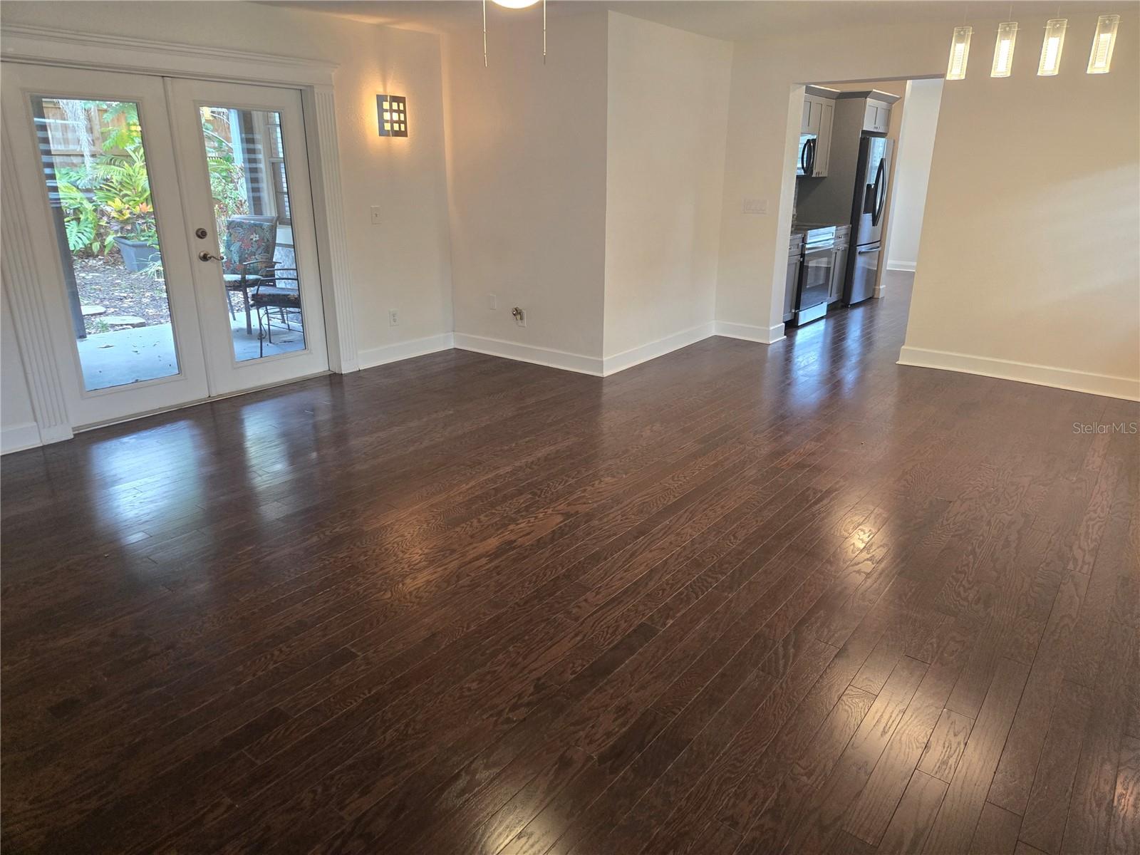 300 E IDLEWILD AVE — photo 26