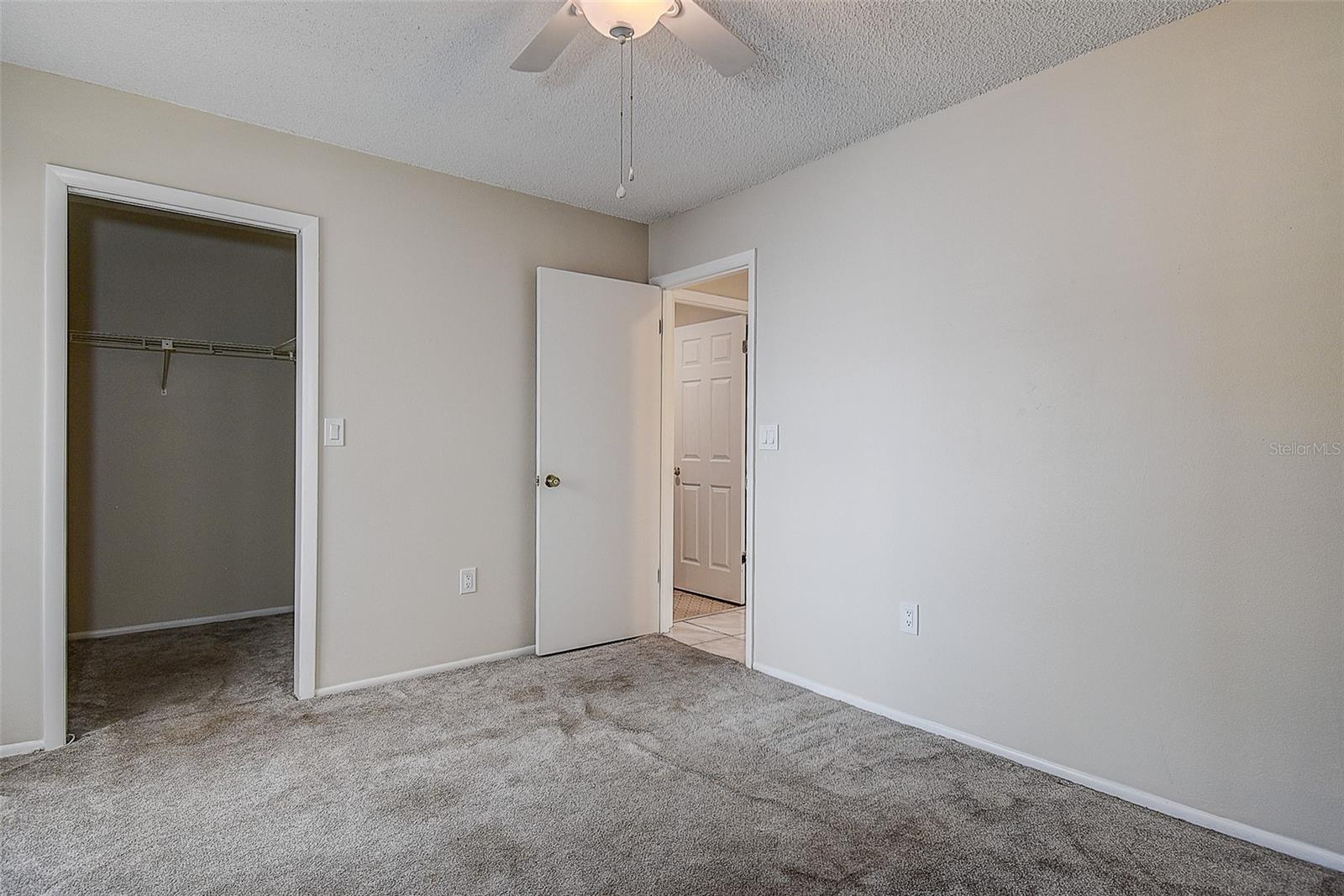 2876 LAKE VALENCIA BLVD E — photo 41