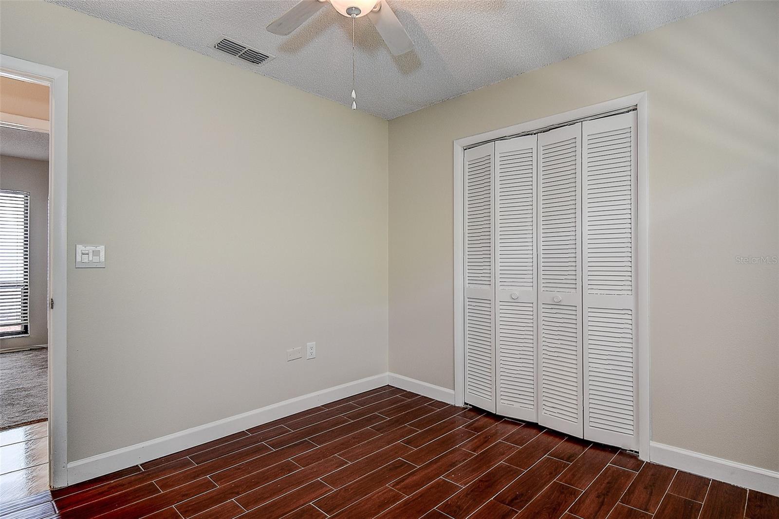 2876 LAKE VALENCIA BLVD E — photo 39