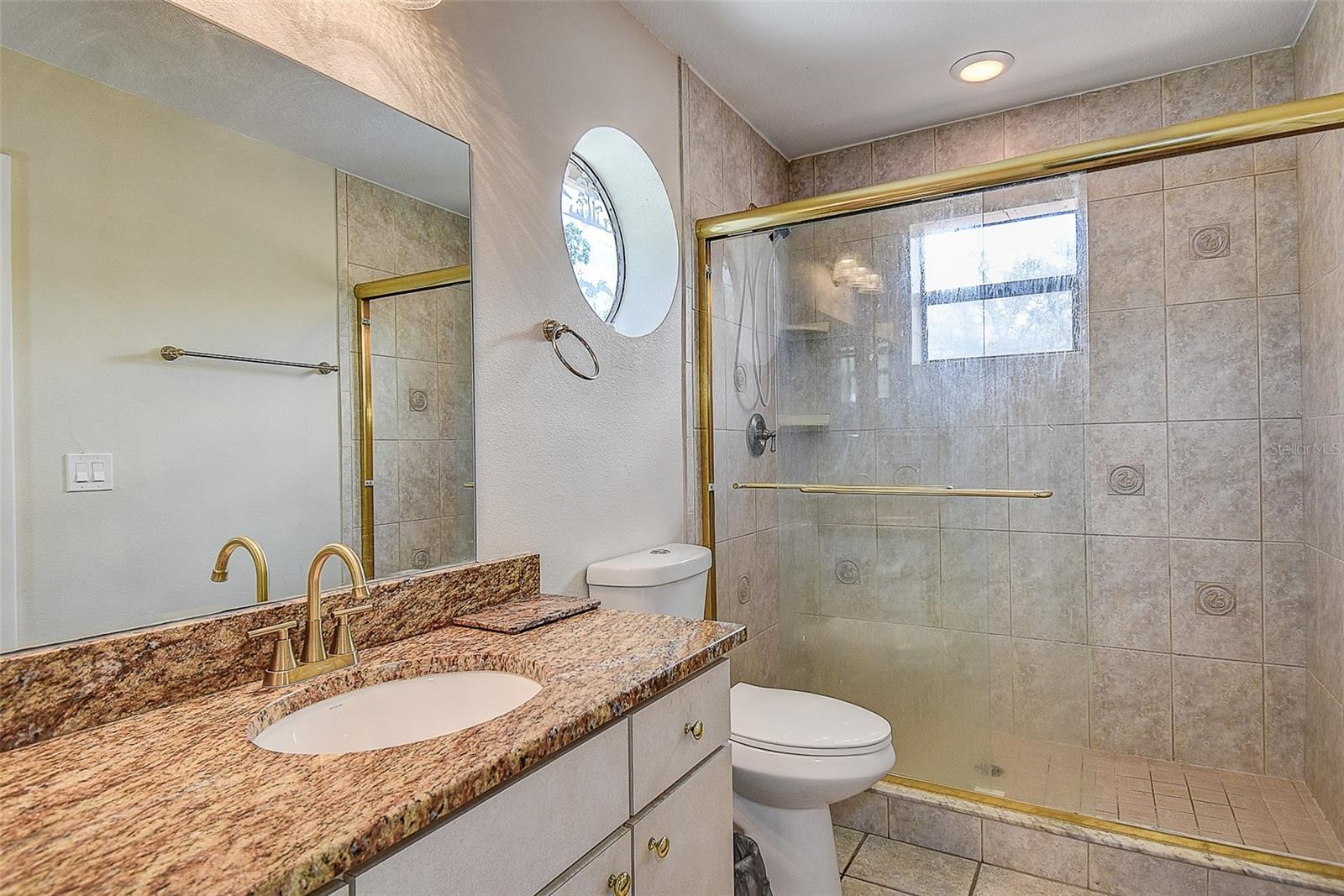 2876 LAKE VALENCIA BLVD E — photo 35