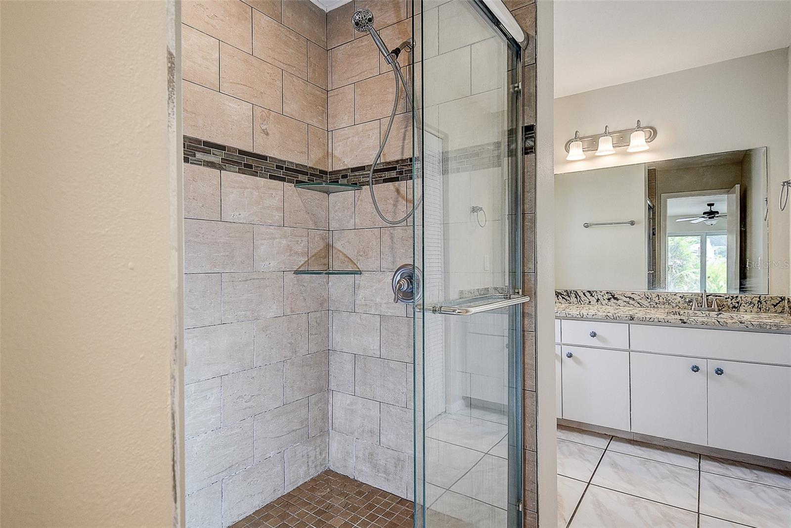 2876 LAKE VALENCIA BLVD E — photo 28