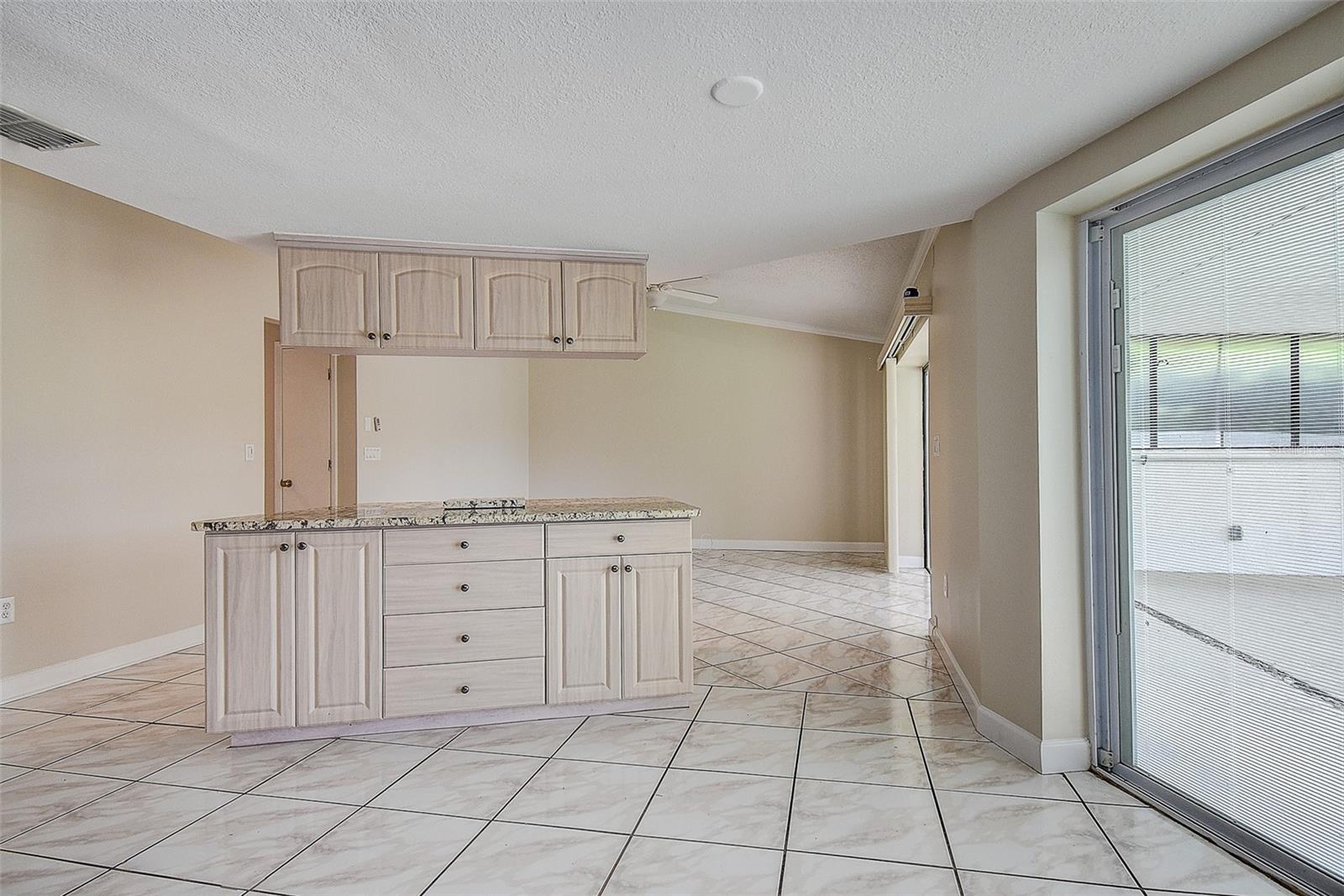 2876 LAKE VALENCIA BLVD E — photo 12
