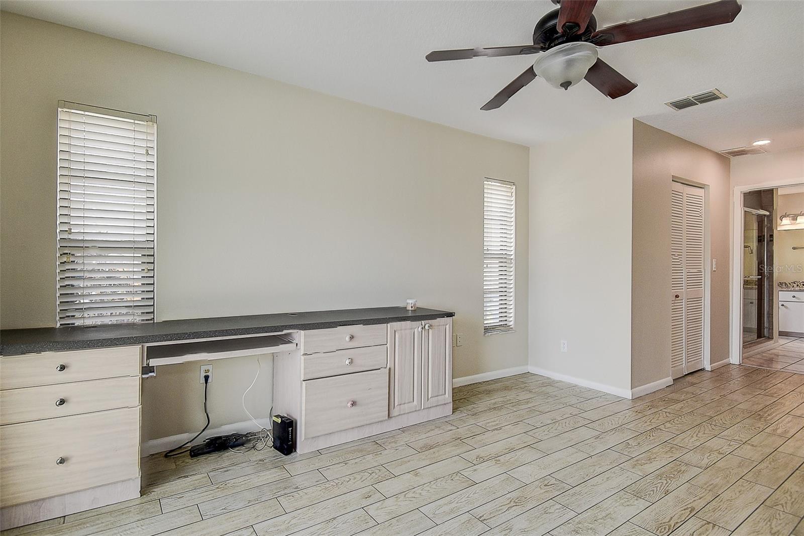 2876 LAKE VALENCIA BLVD E — photo 25