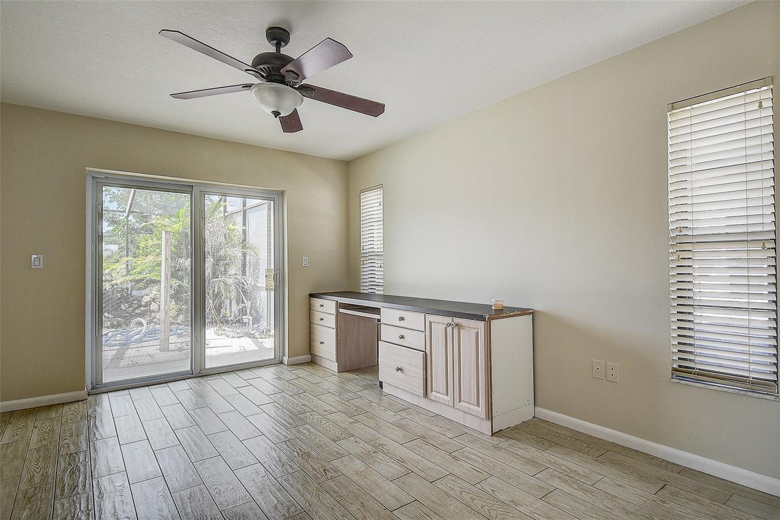 2876 LAKE VALENCIA BLVD E — photo 24