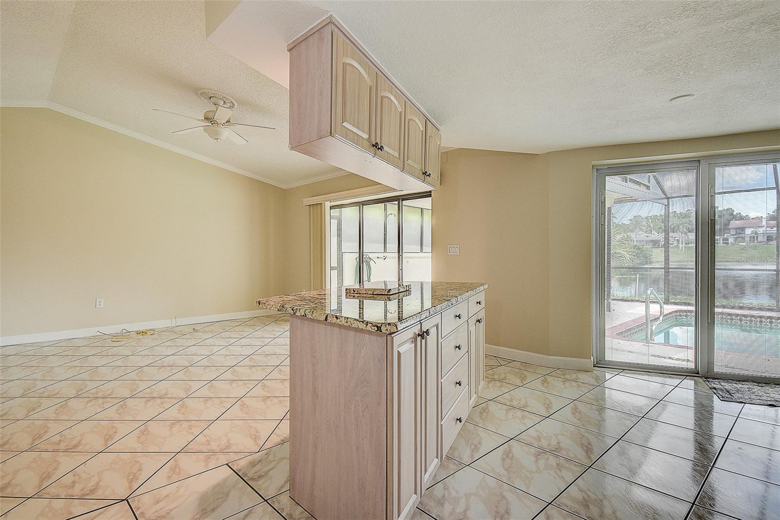 2876 LAKE VALENCIA BLVD E — photo 11