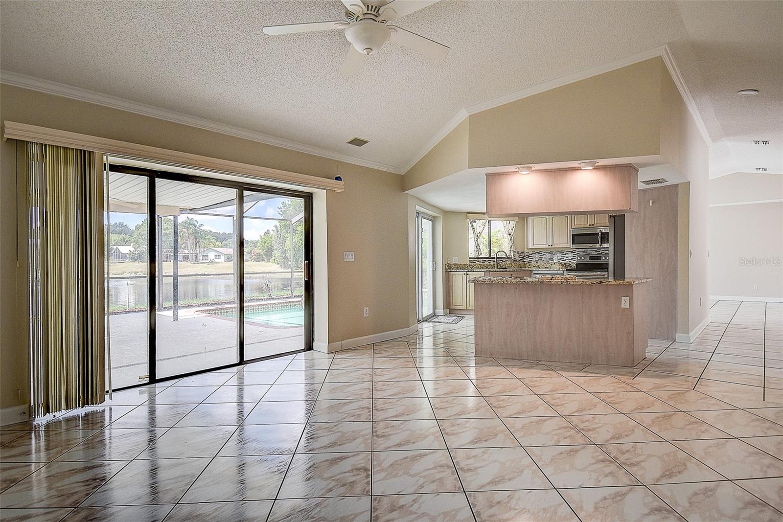 2876 LAKE VALENCIA BLVD E — photo 20